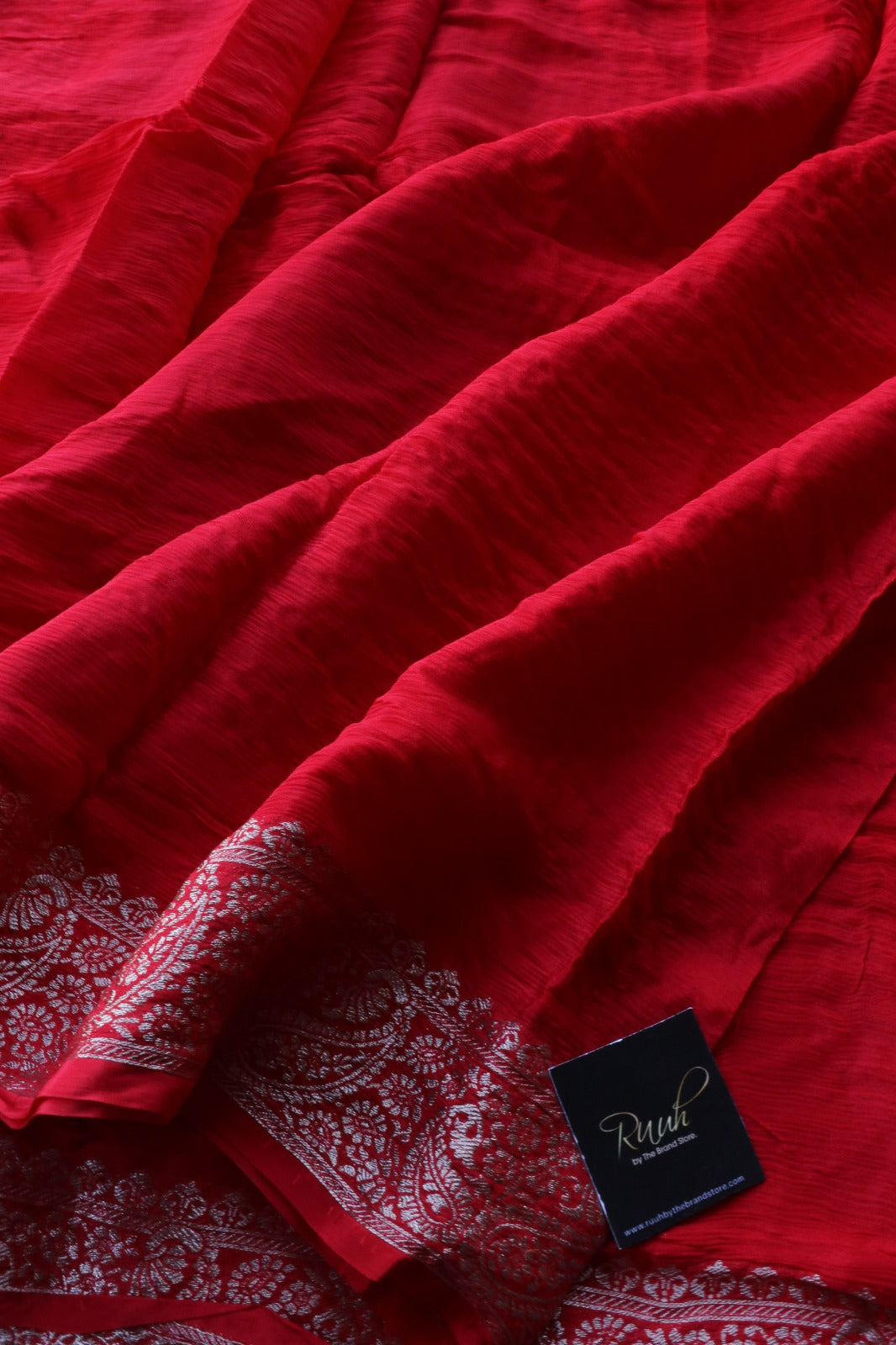 RED VISCOSE CHINNON SAREE