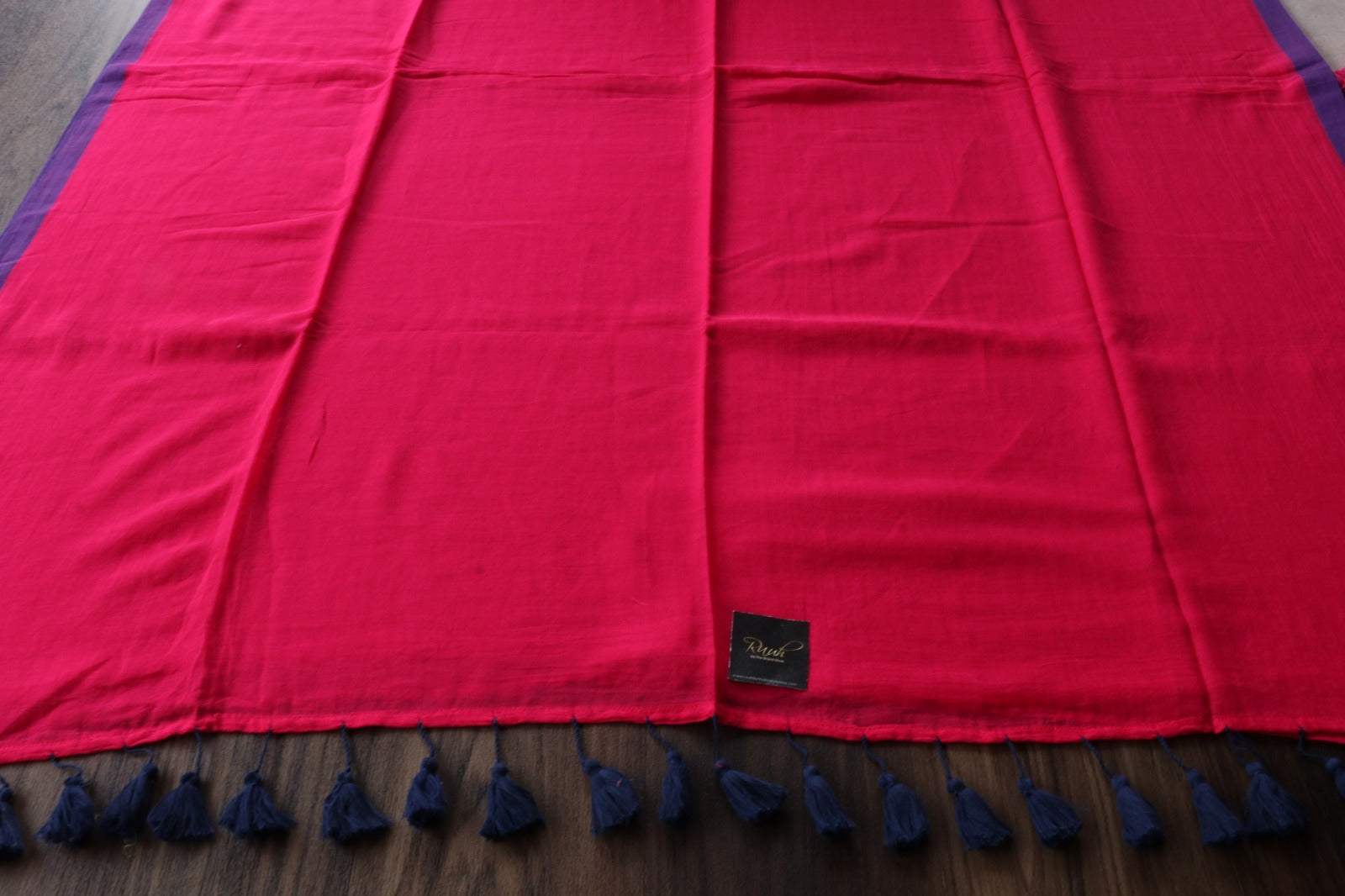 DARK PINK - BLUE PLAIN MULMUL SAREE