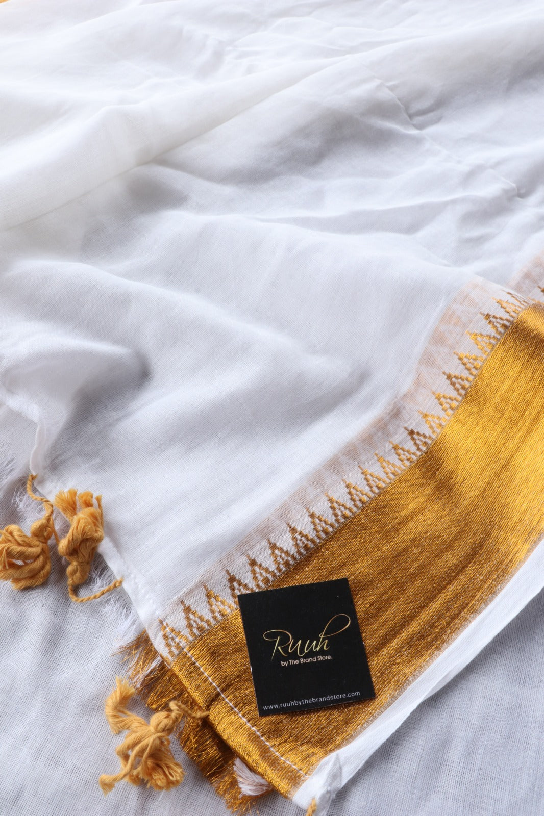 OFF WHITE MULMUL WITH TEMPLE BORDER