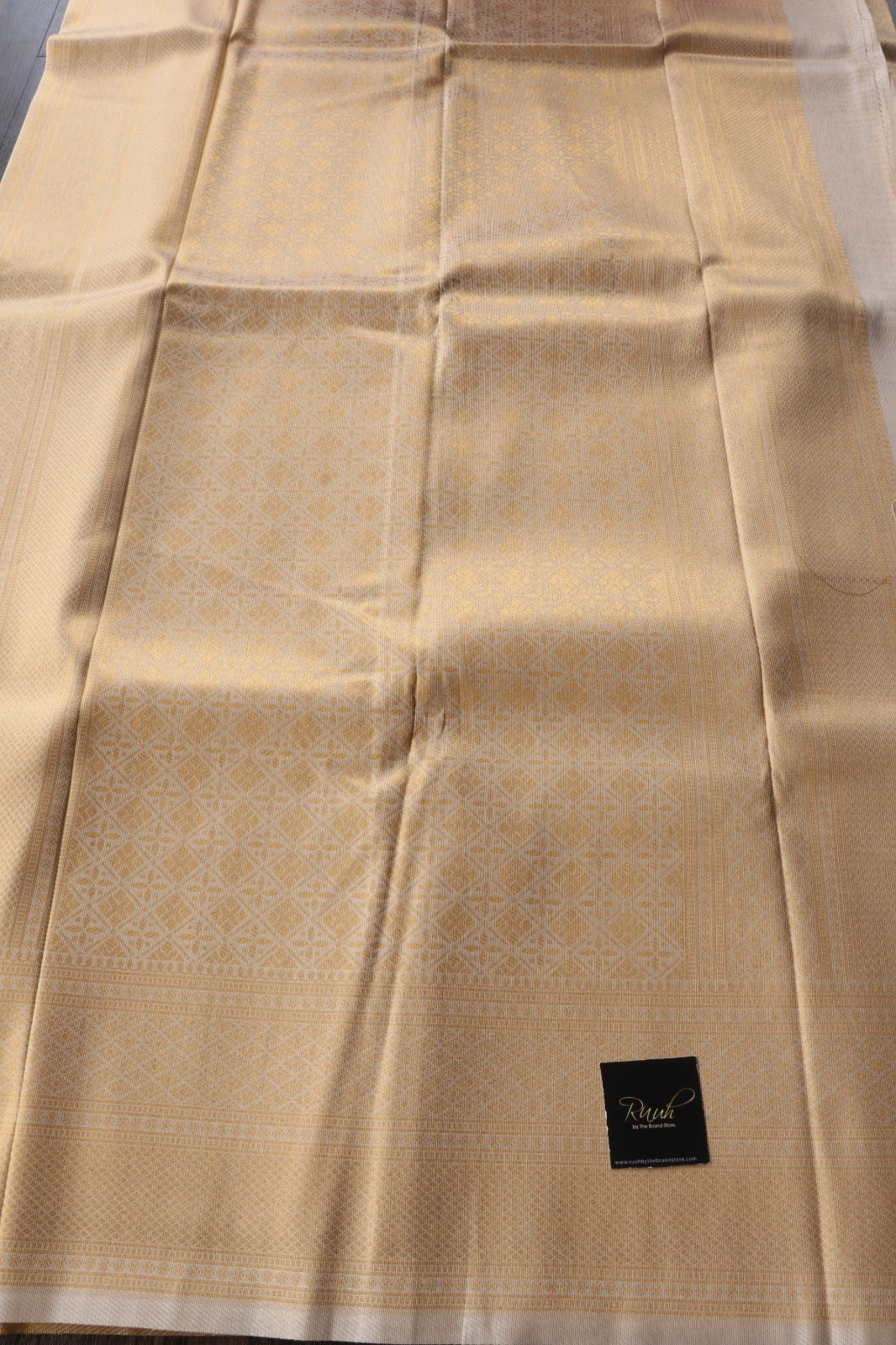 ONAM SPECIAL LIGHT GOLD WOVEN DESIGN SAREE