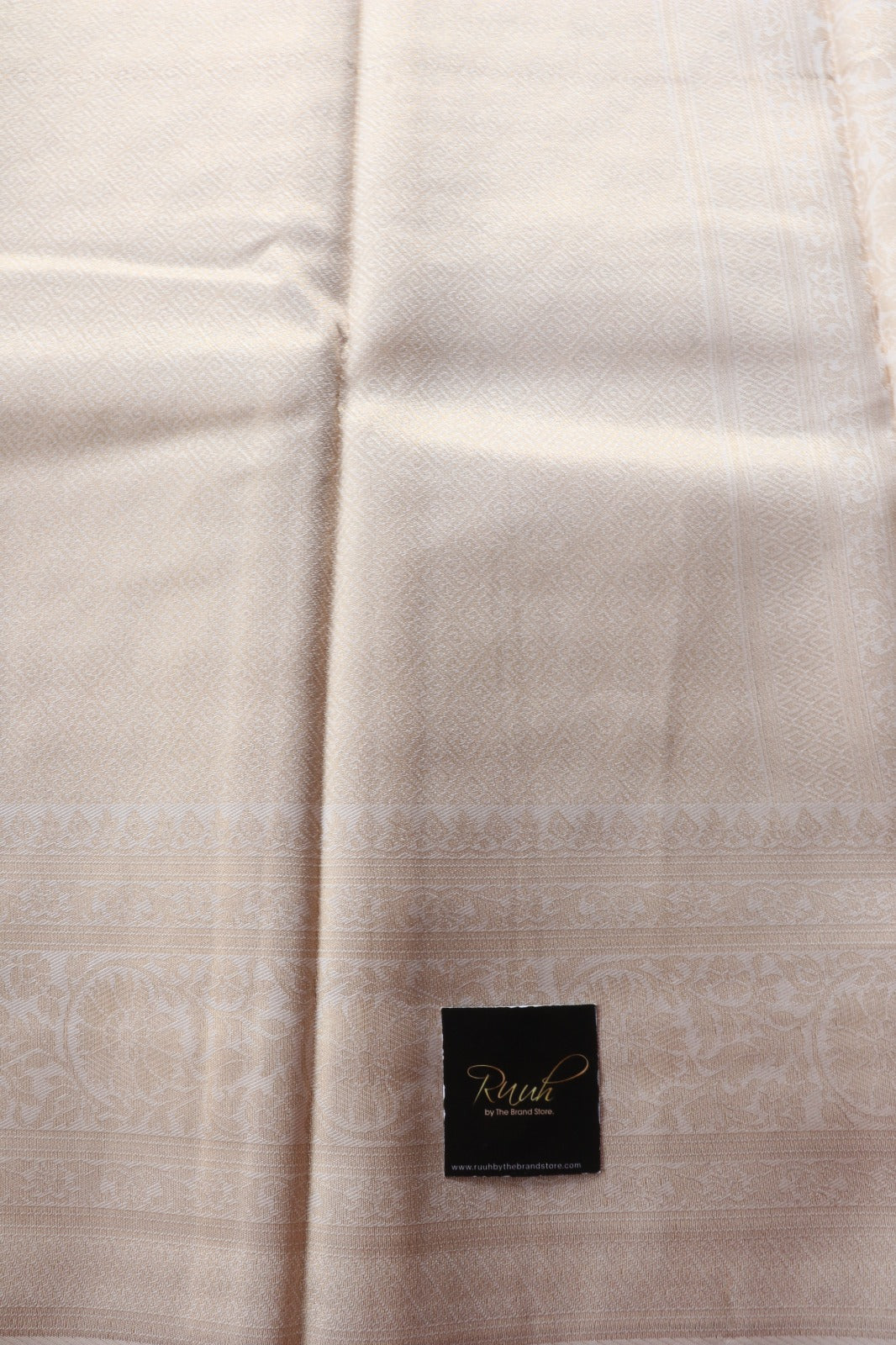 SEMI SILK SAREE IN LIGHT GOLD WEAVE 2