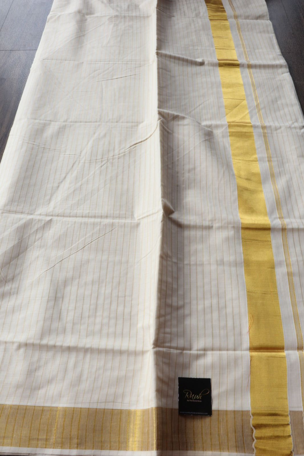 COTTON SAREE IN STRIPE PATTERN