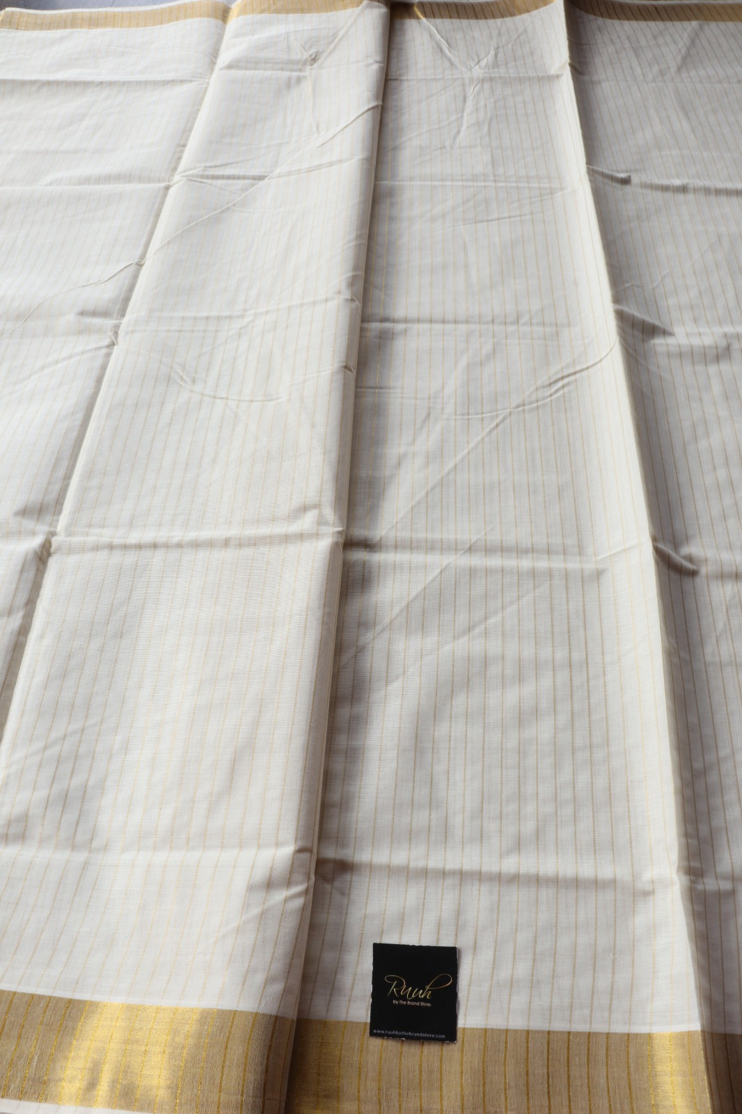 COTTON SAREE IN STRIPE PATTERN