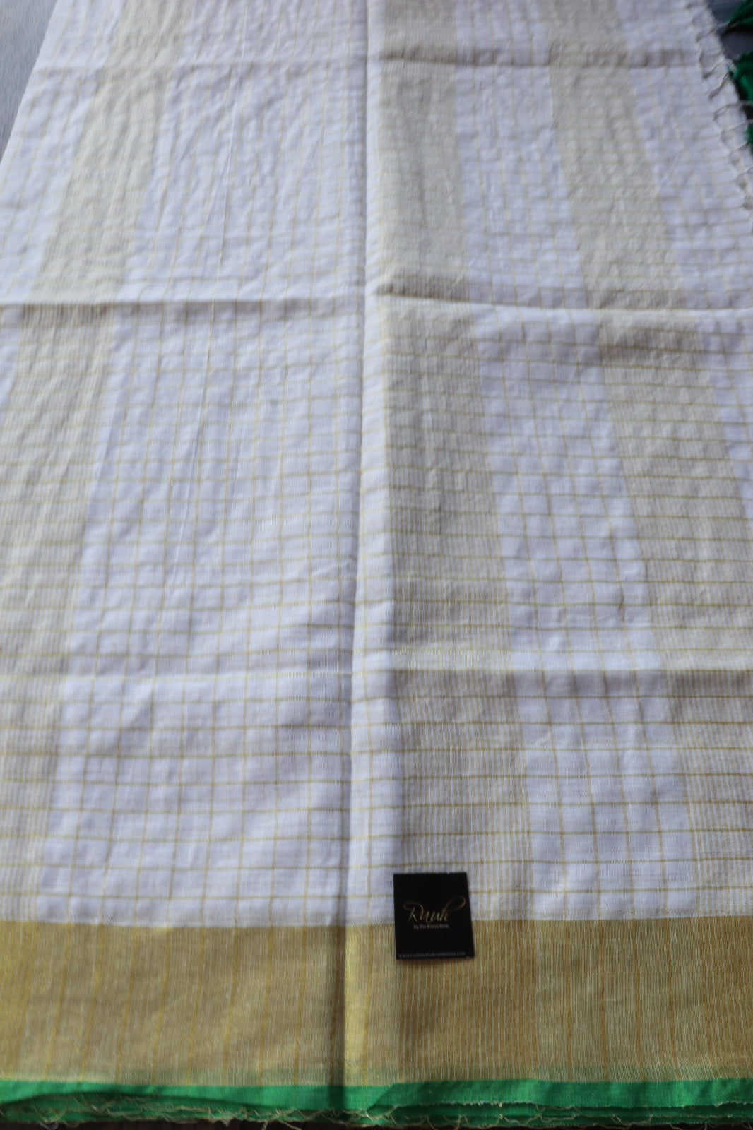 LINEN CHECKS WITH GREEN EDGING