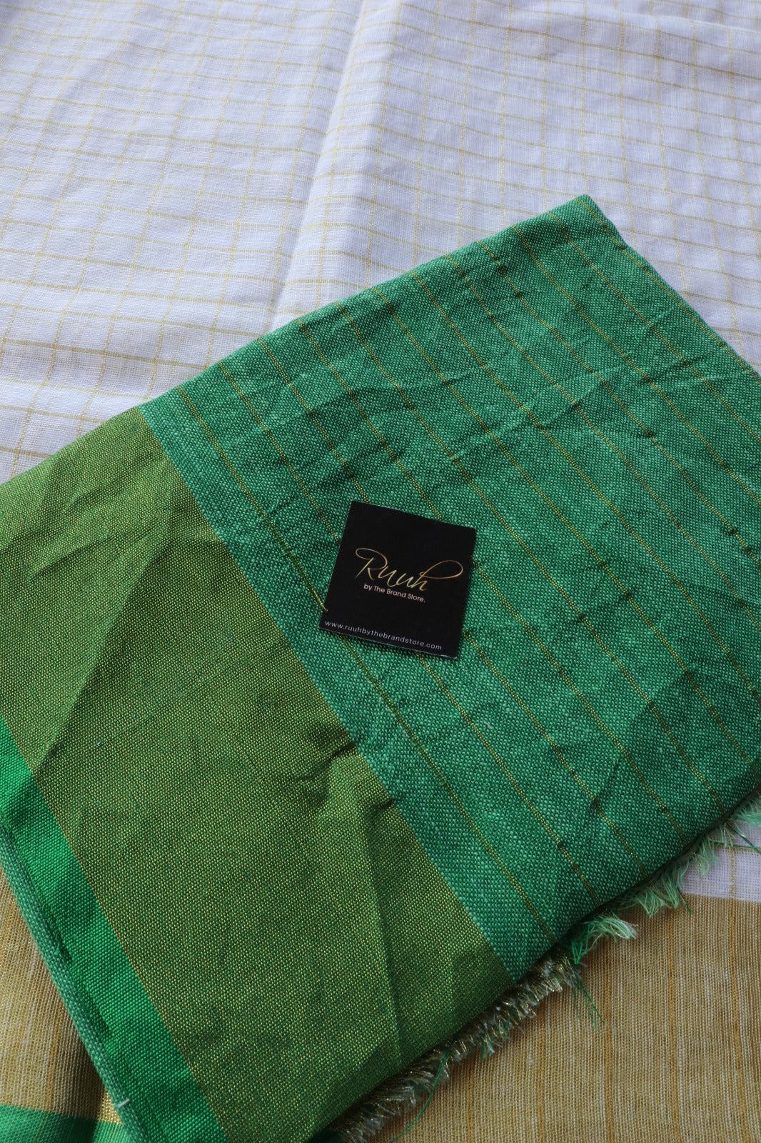 LINEN CHECKS WITH GREEN EDGING
