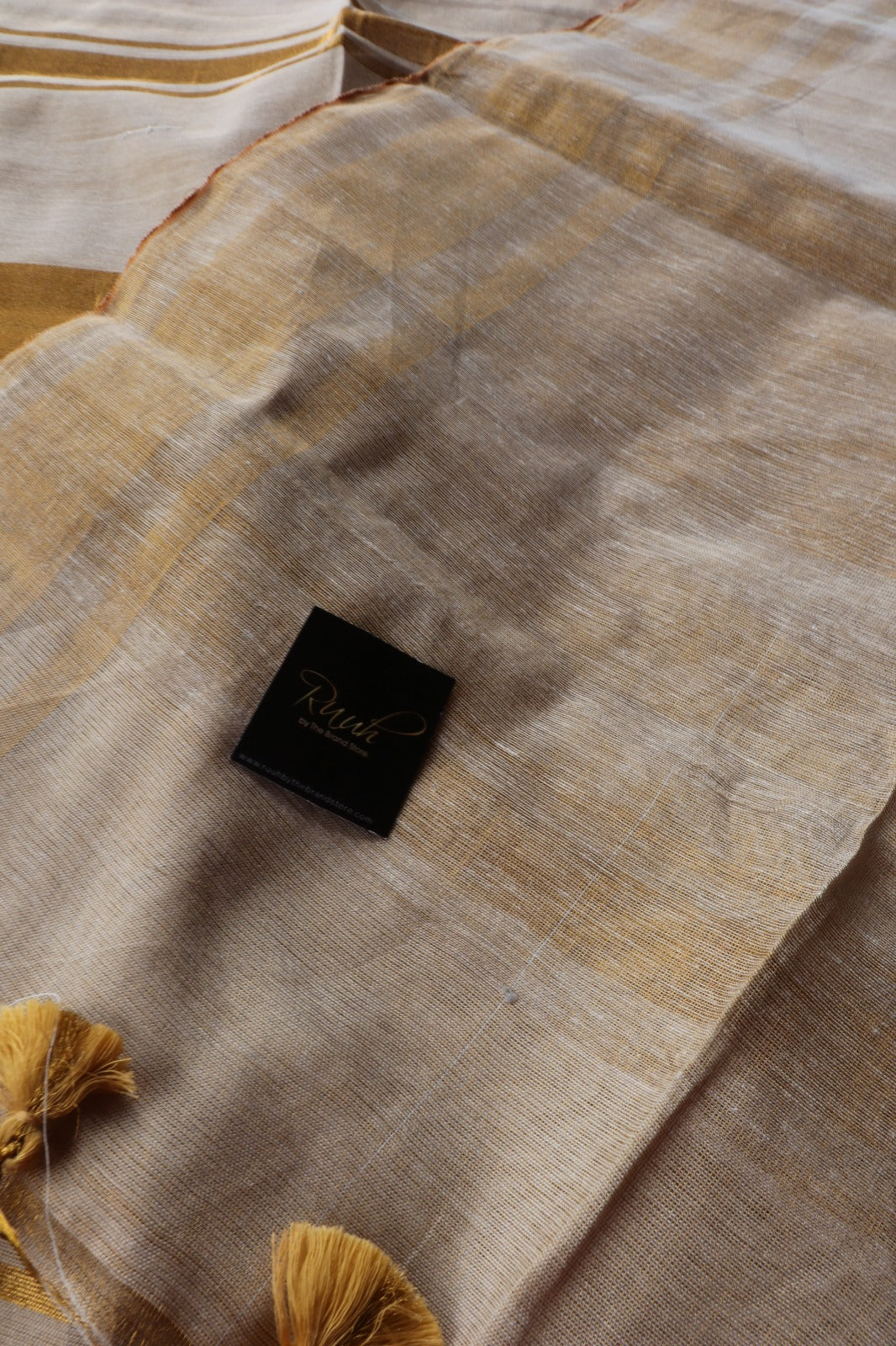 LINEN TISSUE GOLD COLOUR - TBS26LT