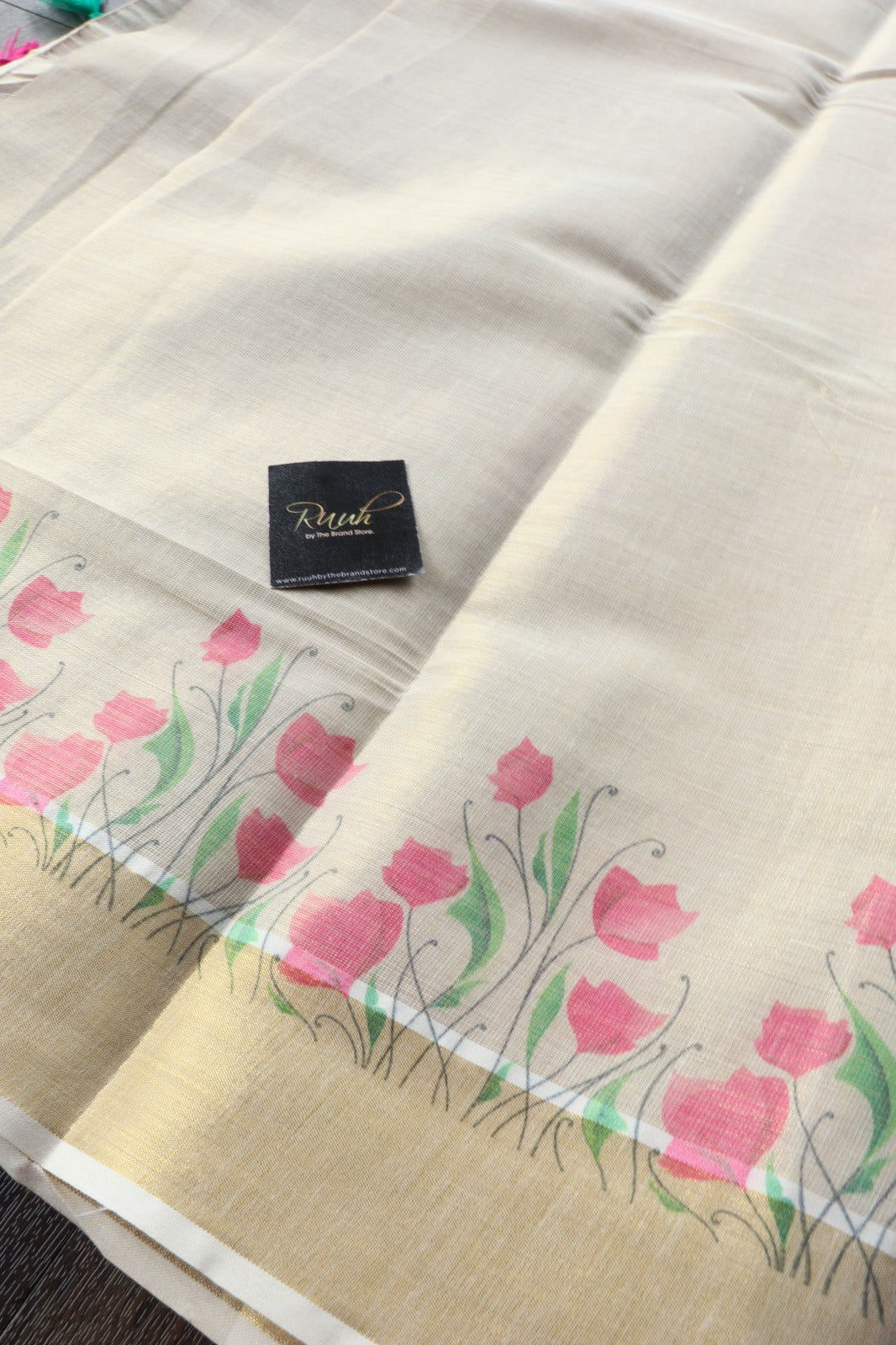 PINK FLORAL PRINTED KERALA TISSUE SAREE