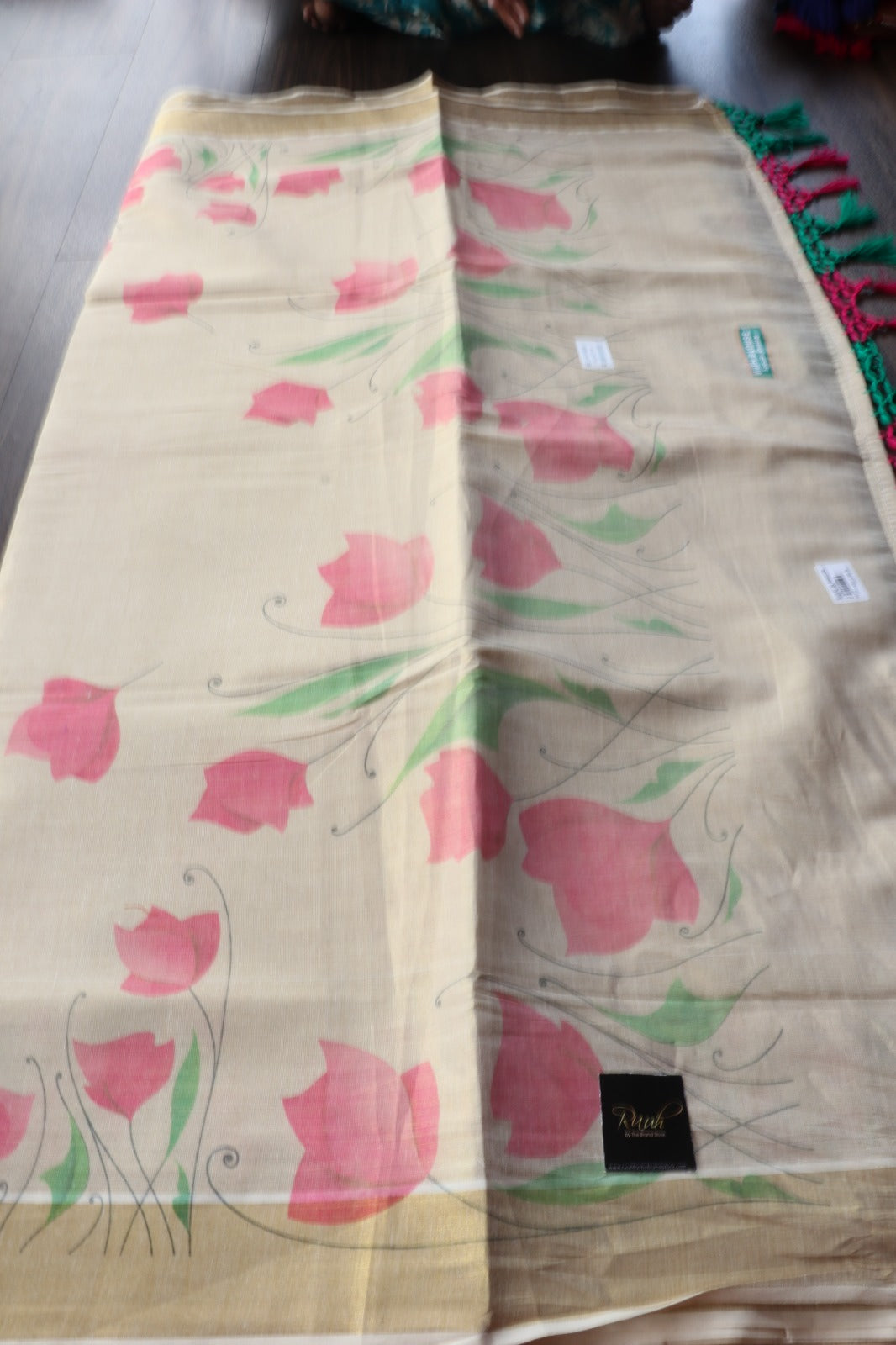 PINK FLORAL PRINTED KERALA TISSUE SAREE
