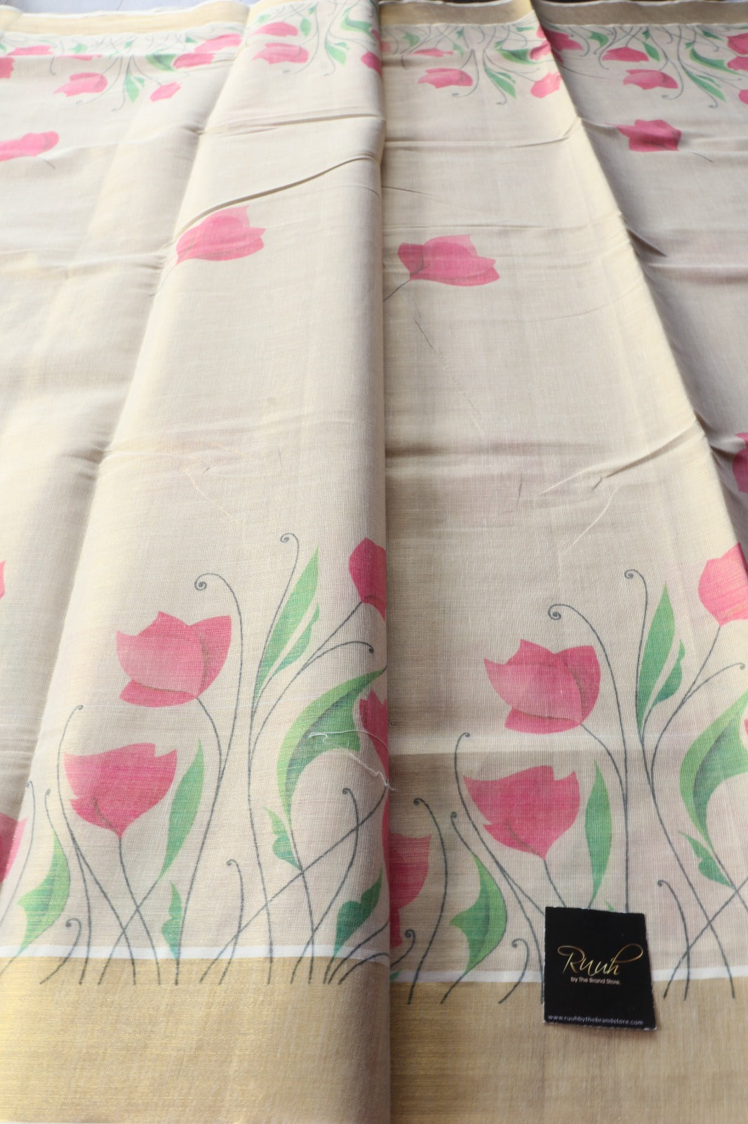 PINK FLORAL PRINTED KERALA TISSUE SAREE