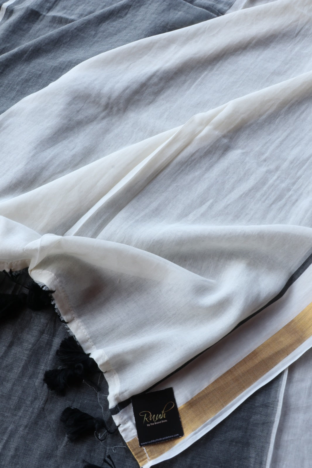 MUL COTTON IN GREY OFF WHITE COMBINATION