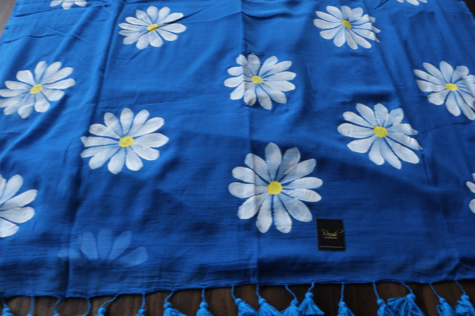 ROYAL BLUE MULMUL SAREE WITH DAISY HANDPAINT