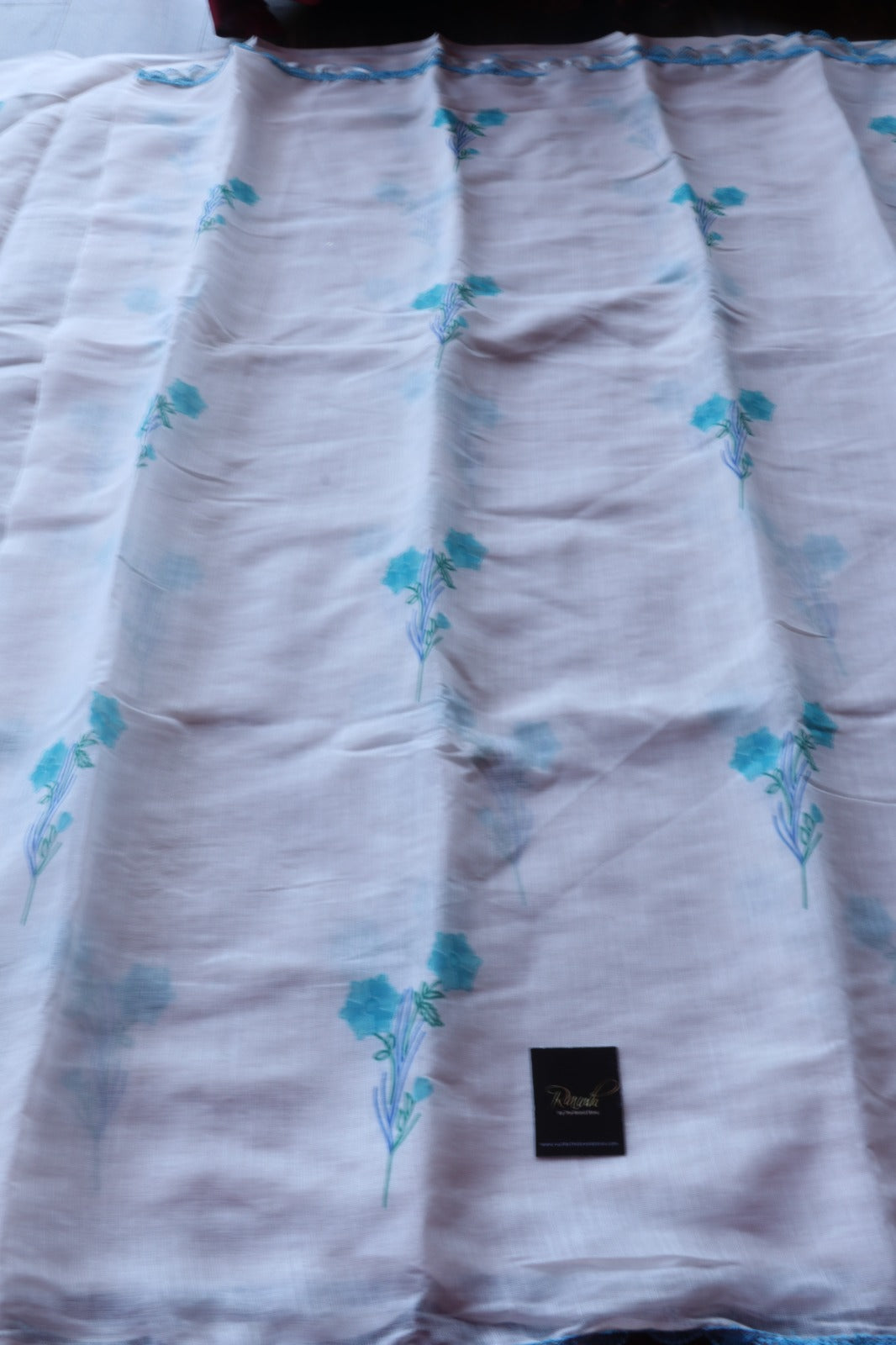 BLUE FLORAL PRINT ON WHITE SEMI LINEN