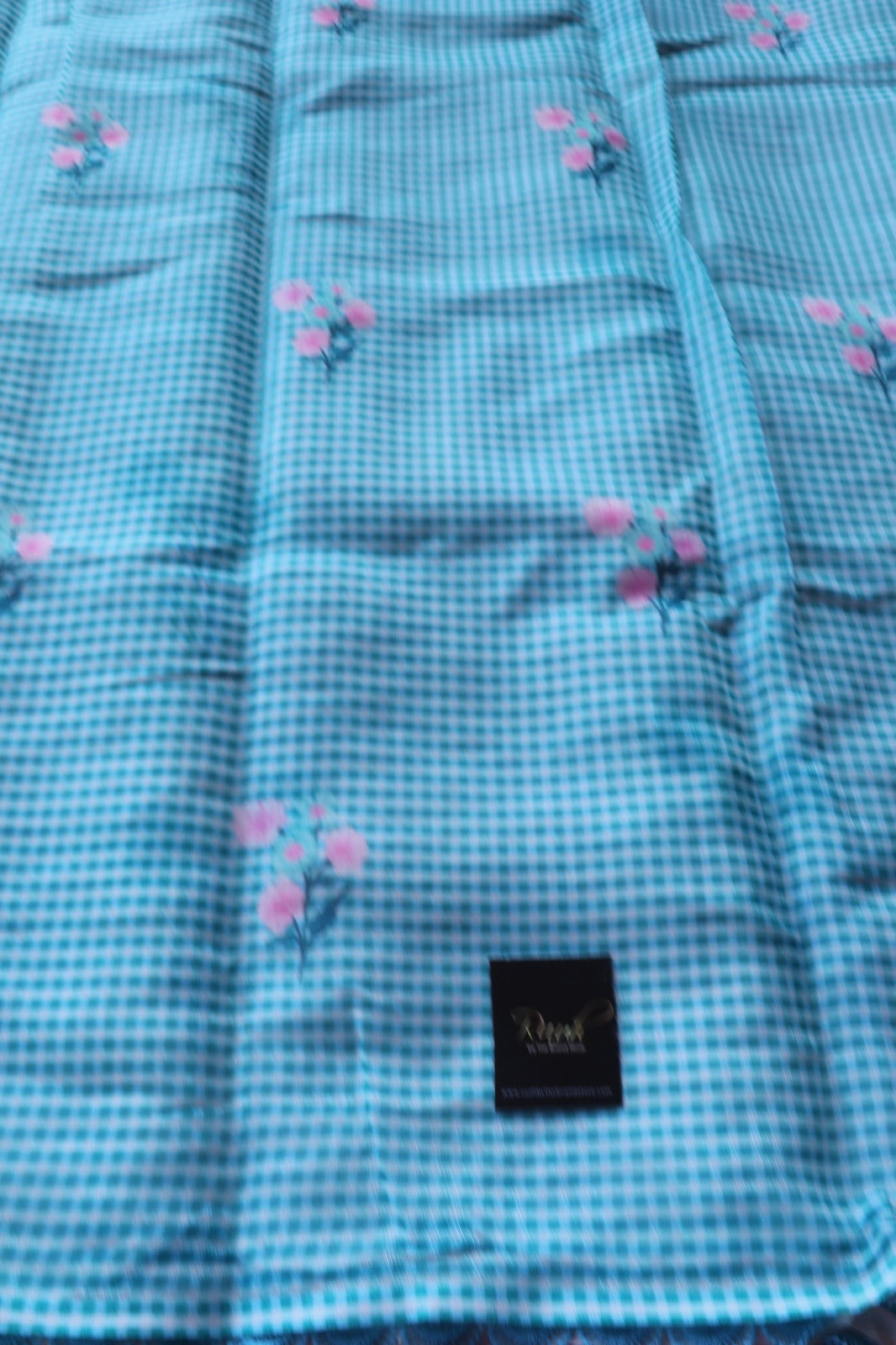 BLUE FLORAL PRINT ON WHITE SEMI LINEN