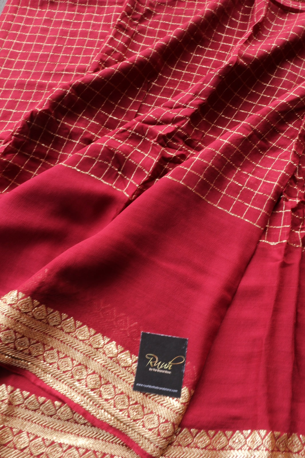 MAROONISH VISCOSE CHECKS SAREE