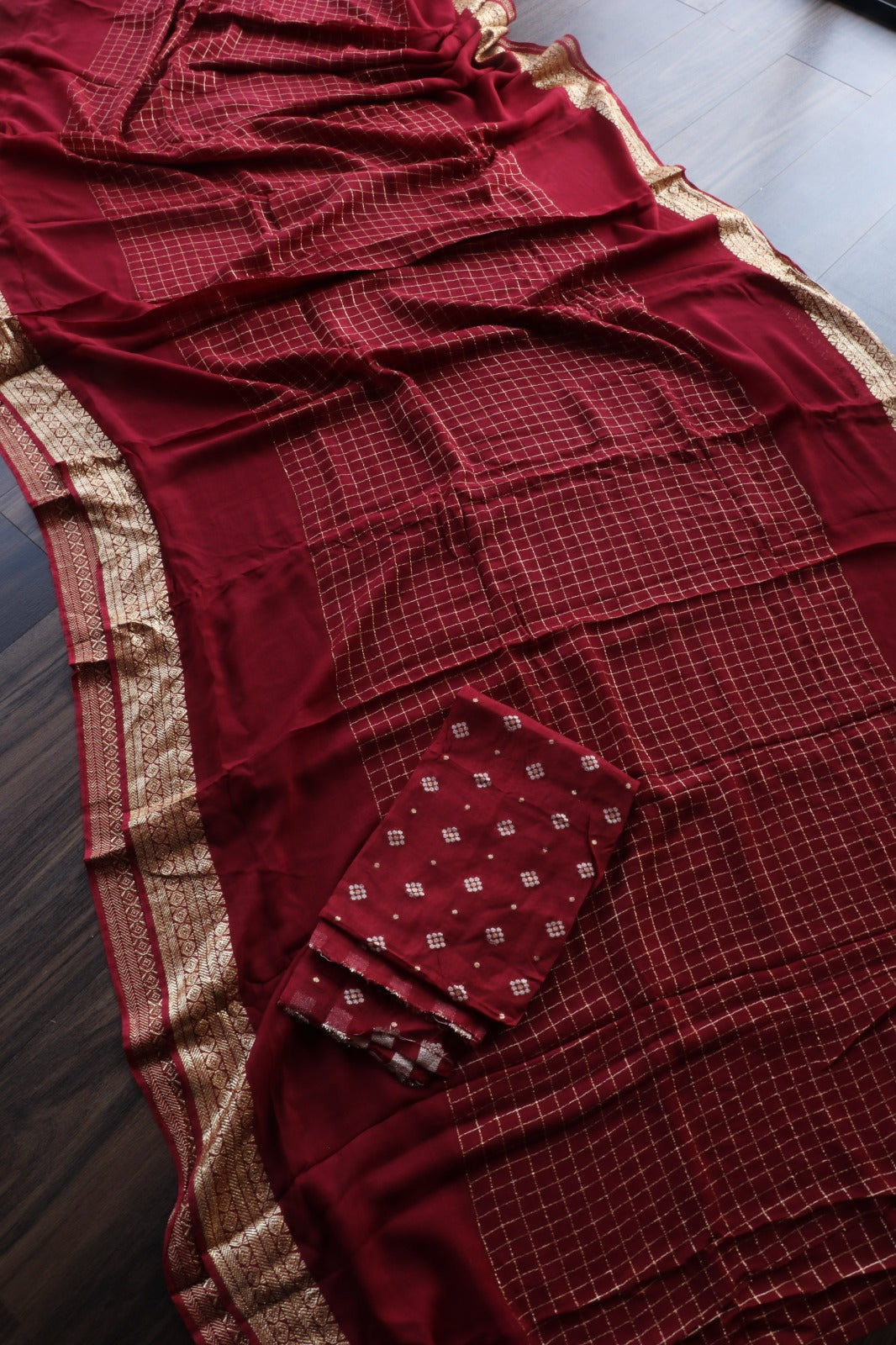 MAROONISH VISCOSE CHECKS SAREE- TBS26V2
