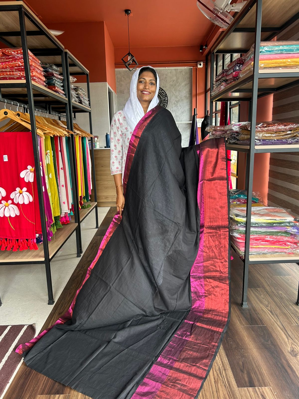 BLACK MULCOTTON WITH PINK & ORANGE BORDER