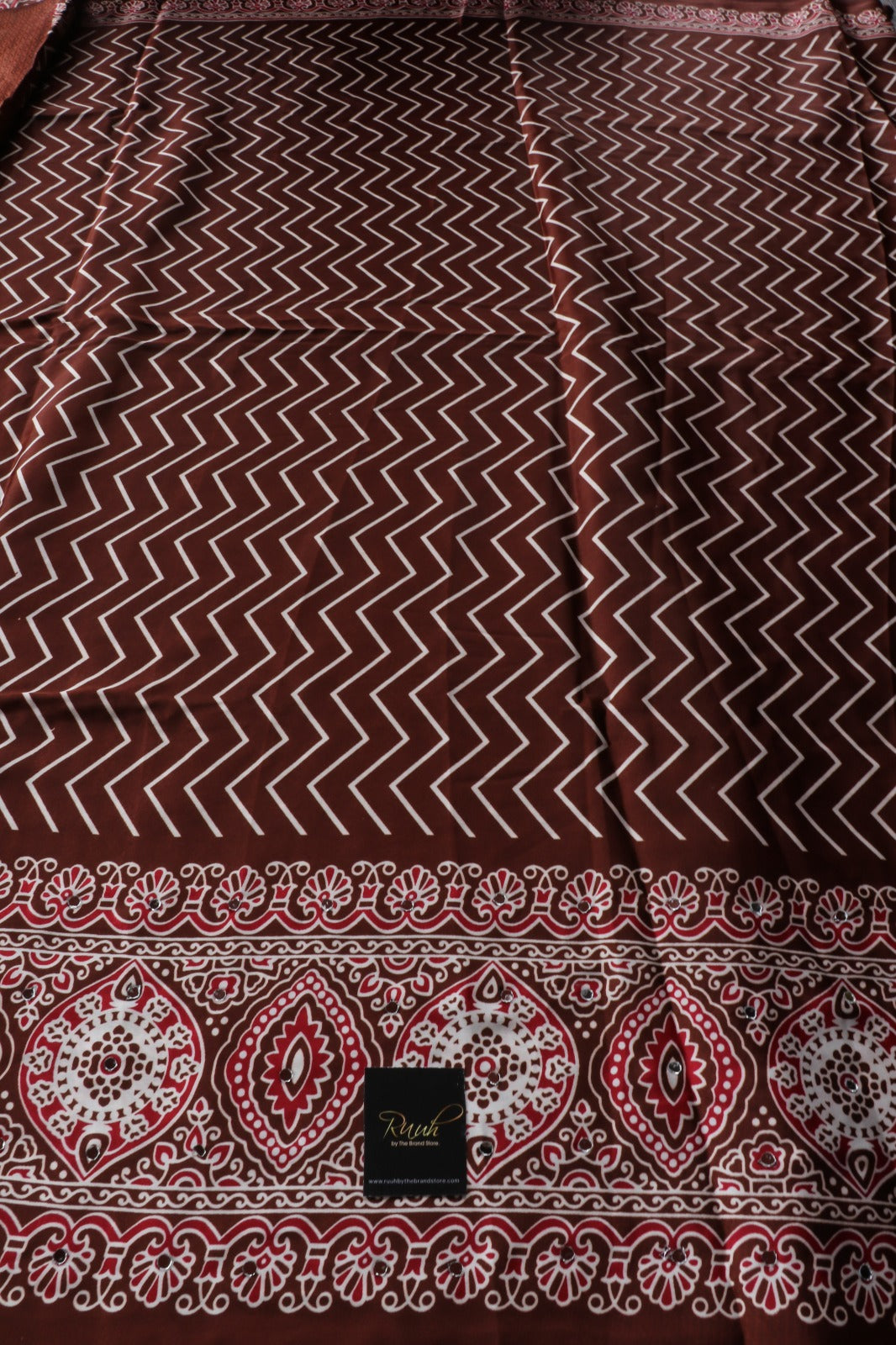 BROWN SEMI MODAL IN ZIGZAG PATTERN