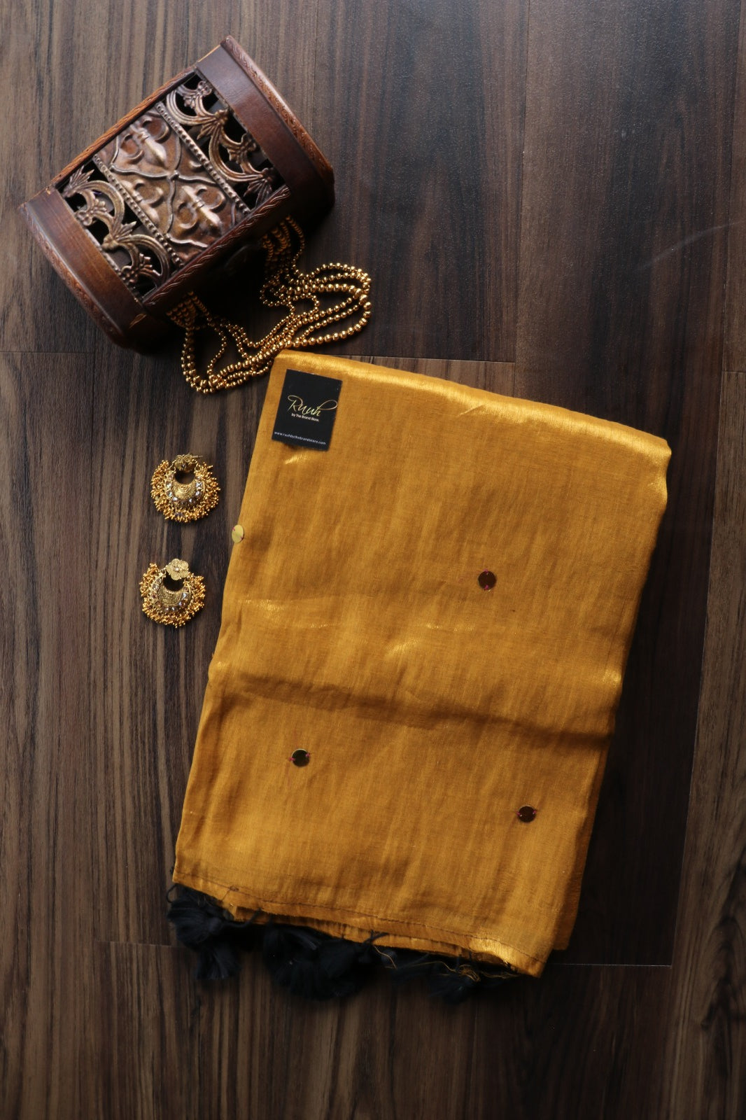 GOLD MUL TISSUE WITH SEQUENCE