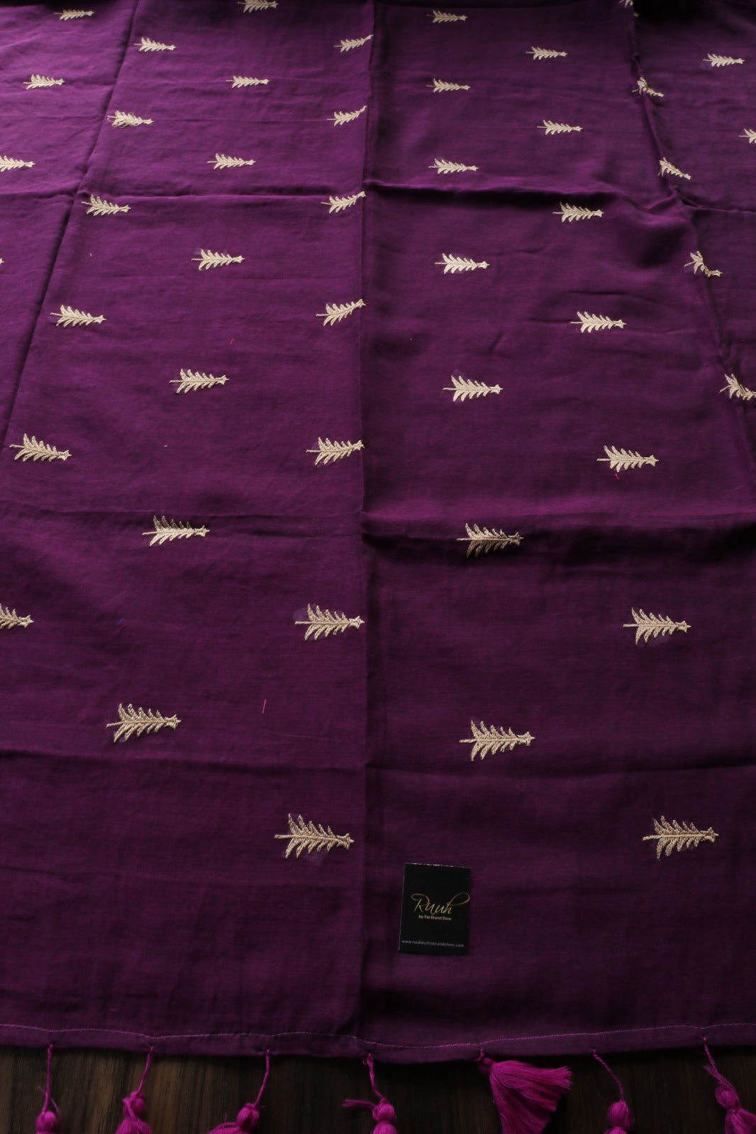 GRAPE WINE MULMUL SAREE WITH PINE TREE EMBROIDERY
