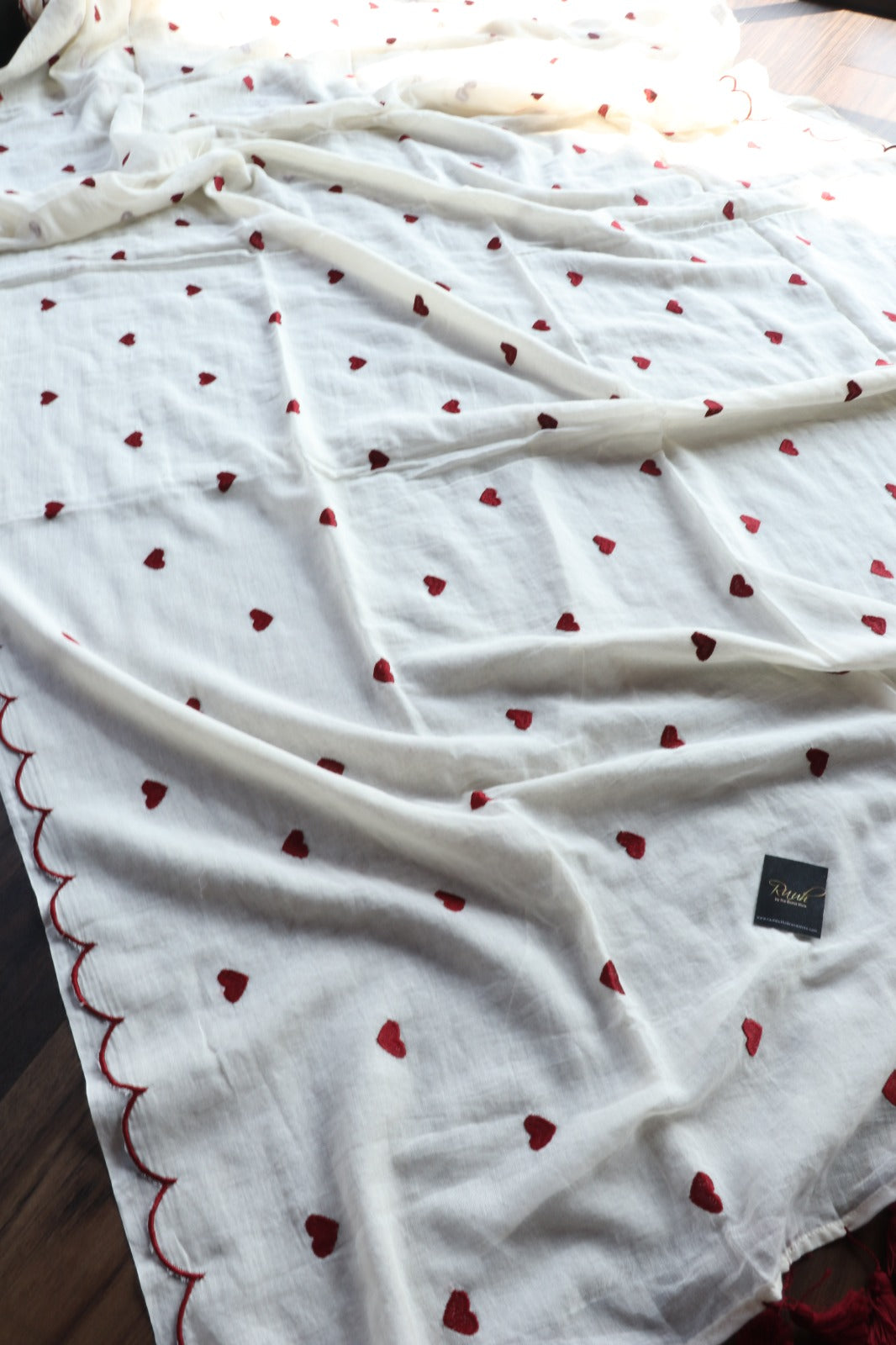 OFF WHITE MULMUL WITH MAROON HEART