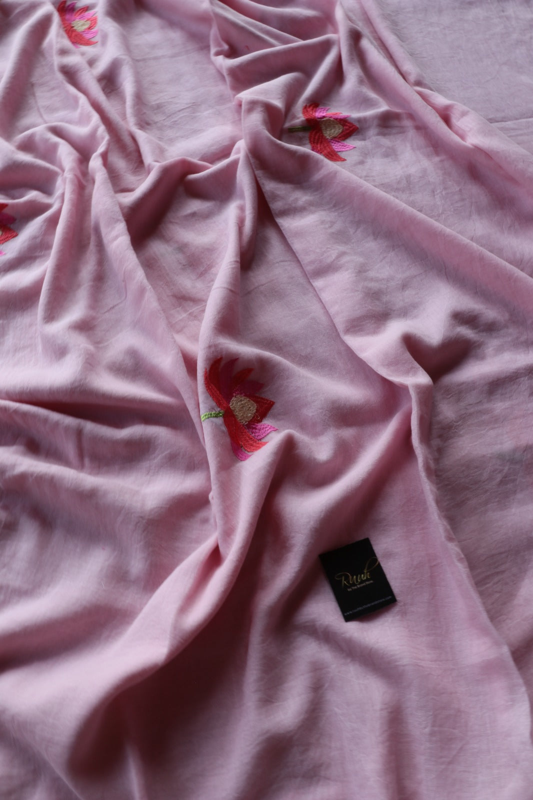 PINK MULMUL SAREE WITH LOTUS EMBROIDERY