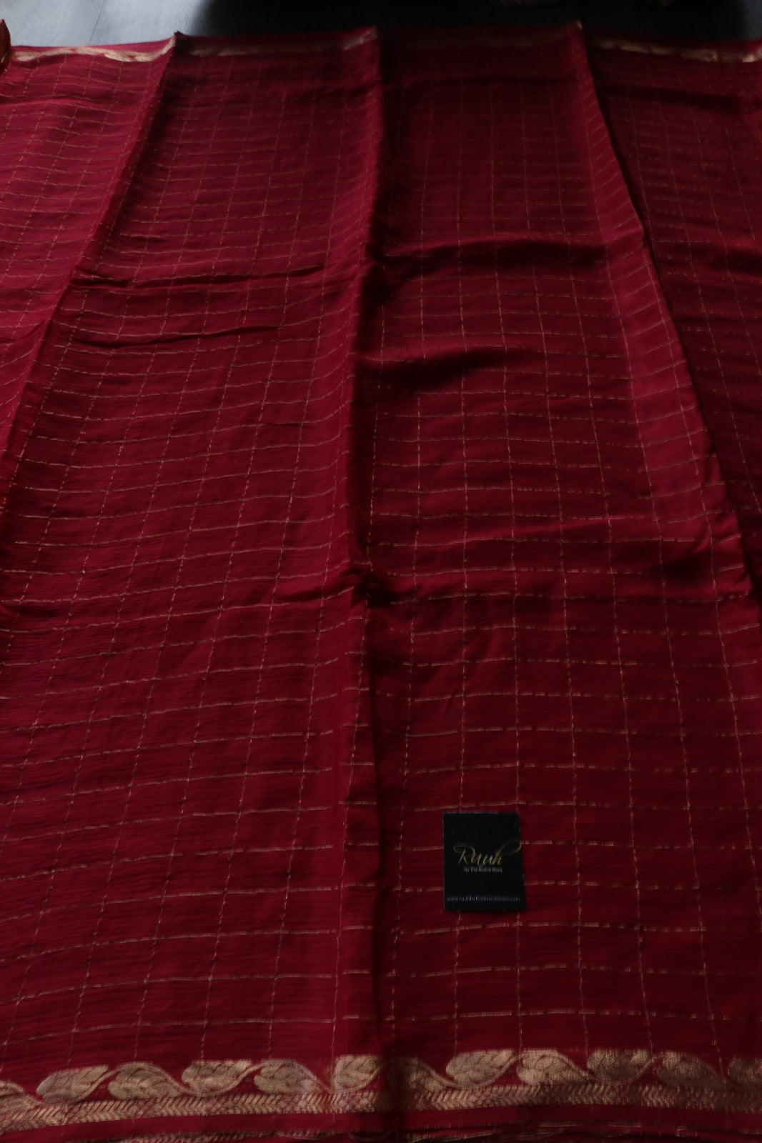 MAROON VISCOSE CHINNON SAREE- TBS26VC1