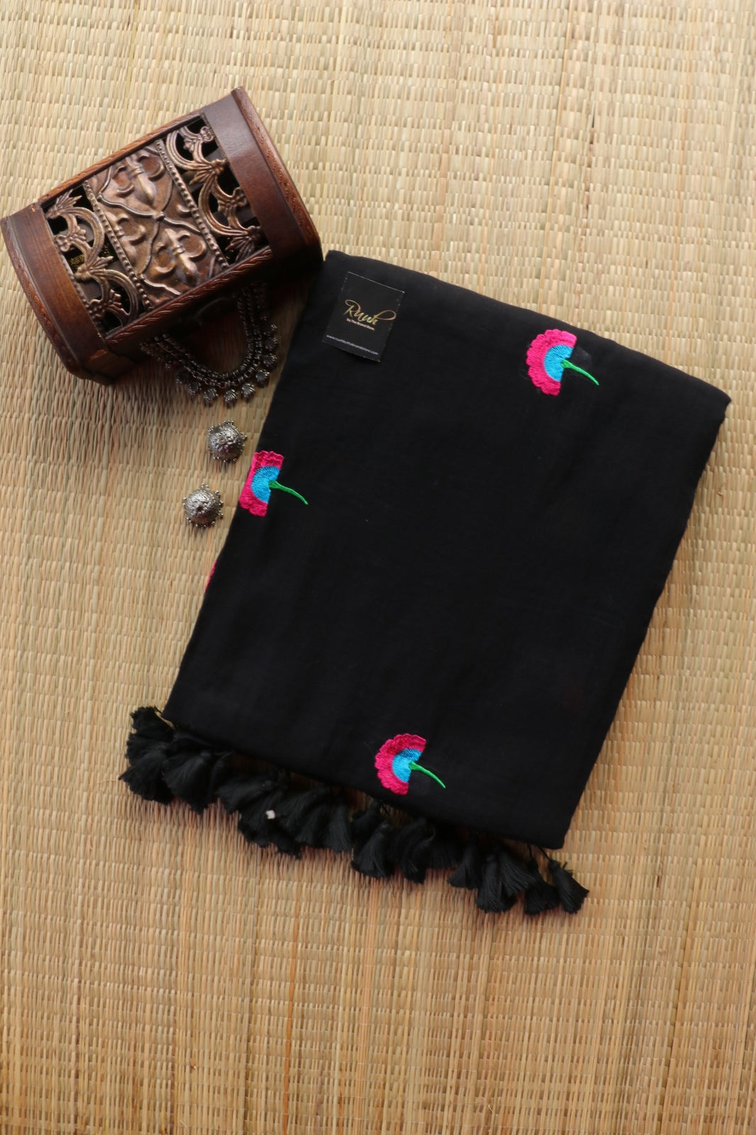 BLACK MULMUL FLORAL EMBROIDERY SAREE