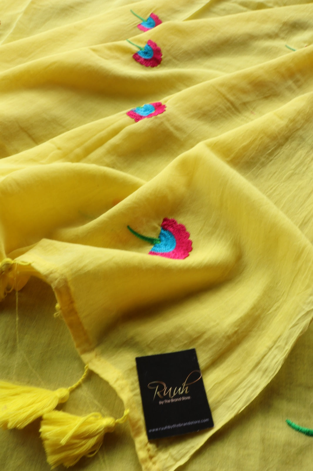 YELLOW MULMUL FLORAL EMBROIDERY SAREE