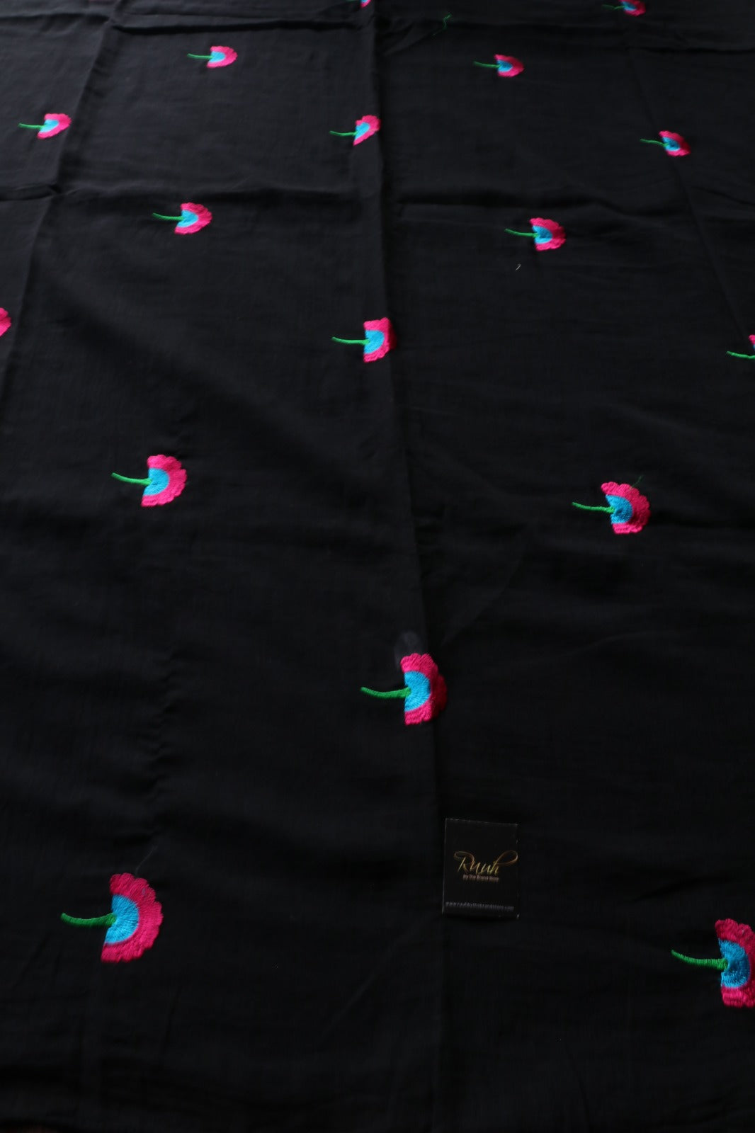 BLACK MULMUL FLORAL EMBROIDERY SAREE