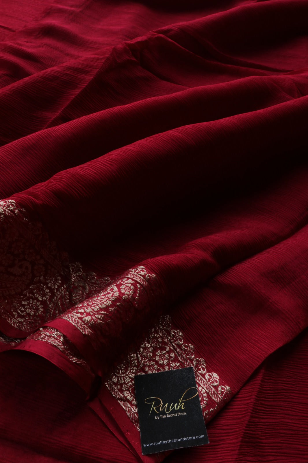 PINKISH MAROON VISCOSE CHINNON SAREE