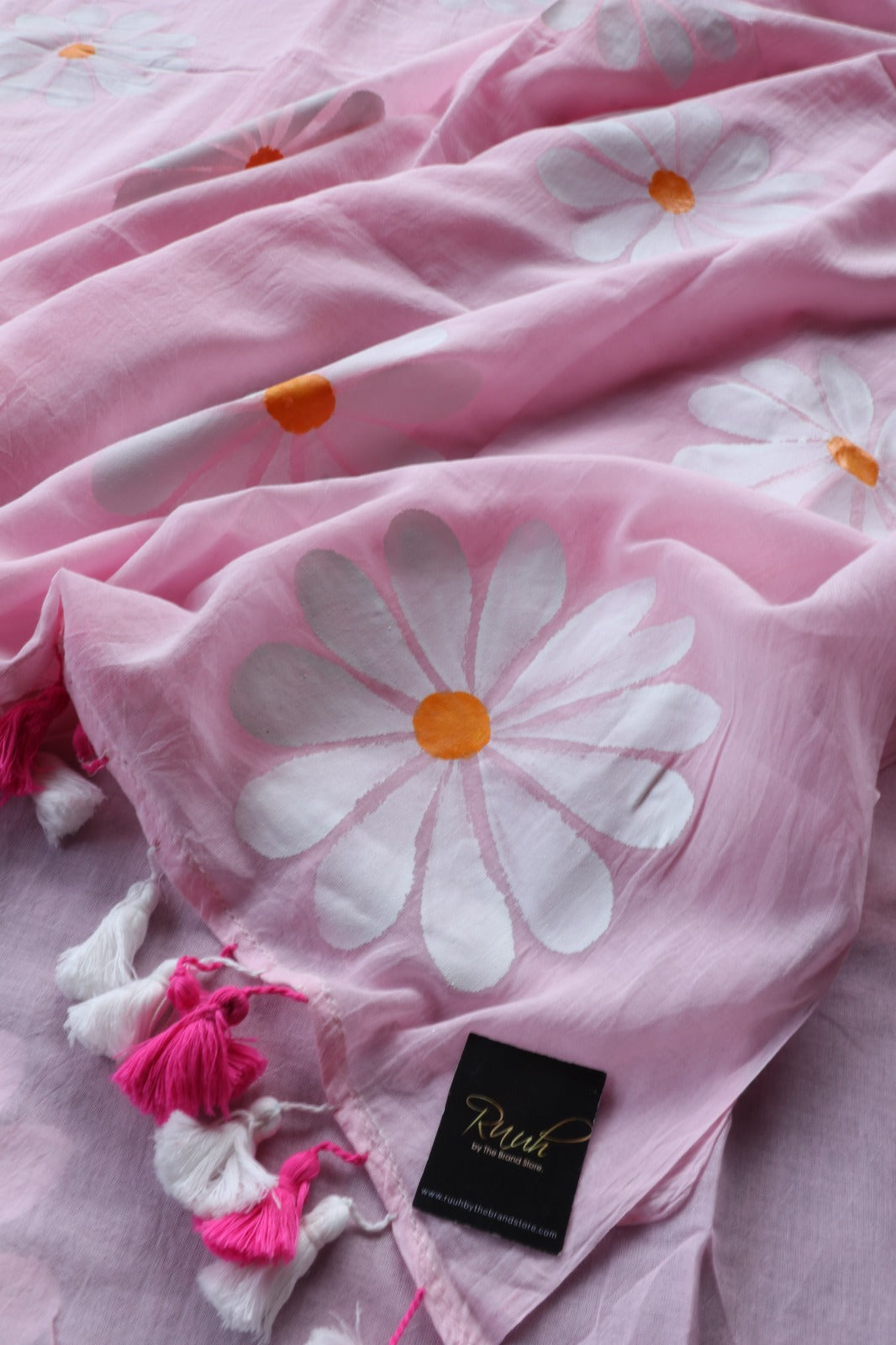 BABY PINK MULMUL DAISY HANDPAINT SAREE