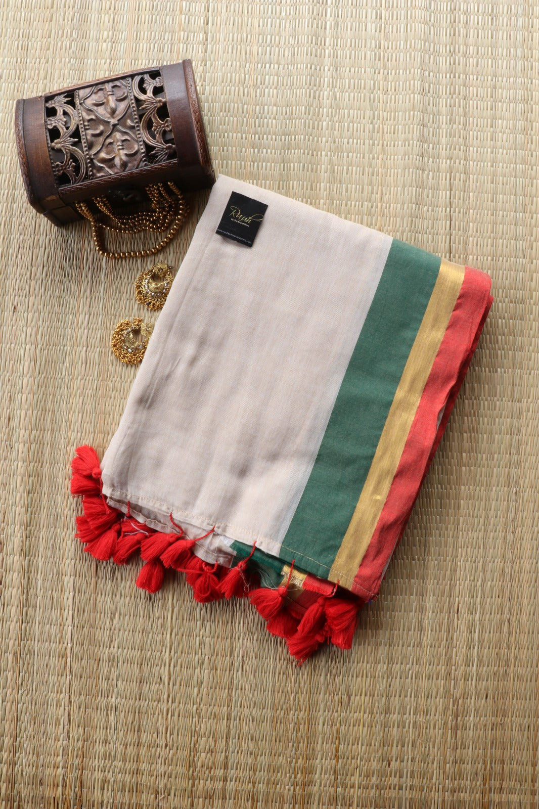 MUL COTTON SAREE WITH TRI COLOUR BORDER