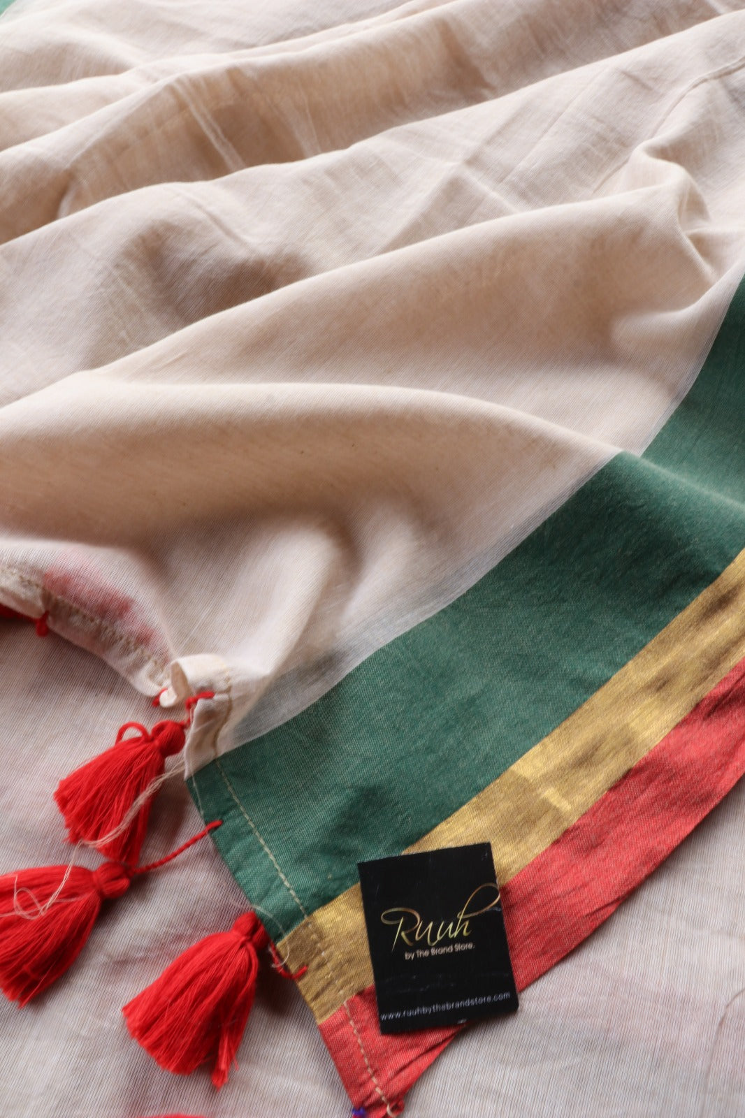 MUL COTTON SAREE WITH TRI COLOUR BORDER