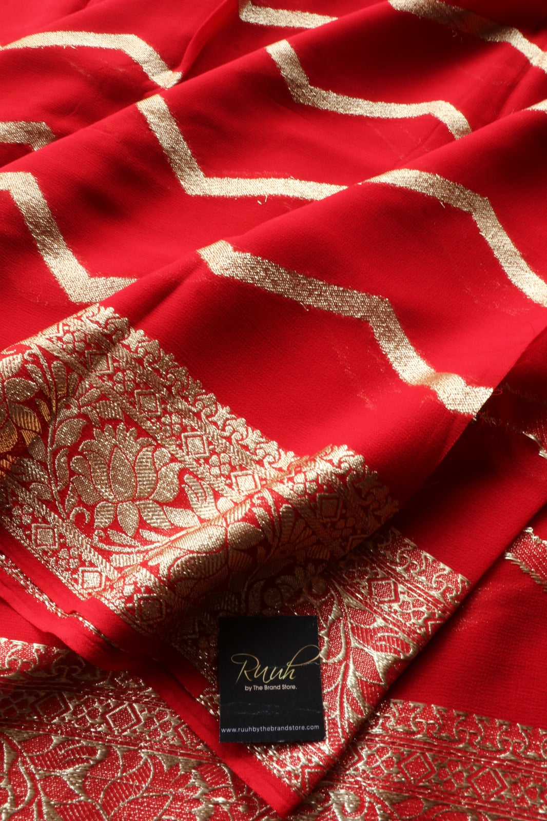 RED VISCOSE GEORGETTE SAREE