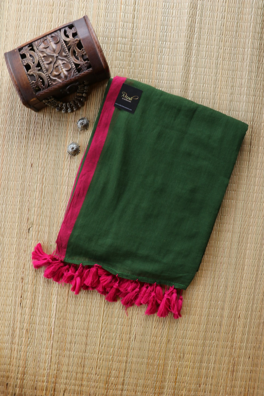 GREEN-PINK PLAIN MULMUL SAREE-TBS26MP