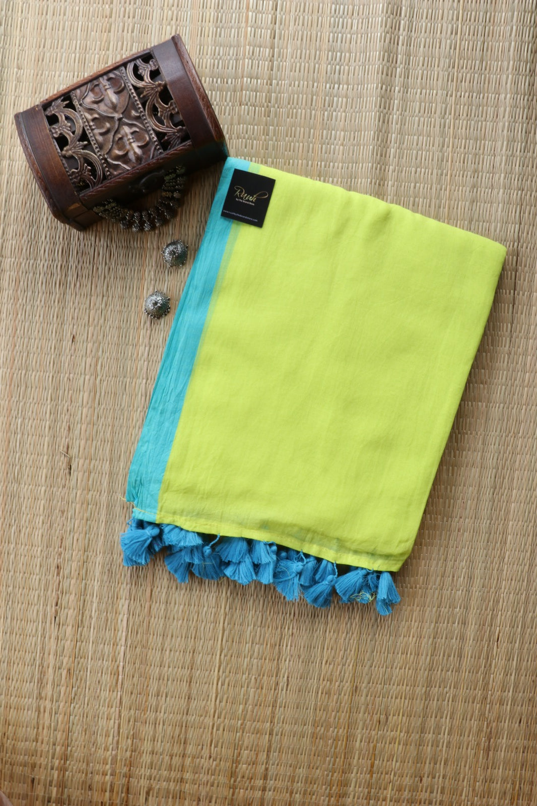 NEON- BLUE PLAIN MULMUL SAREE-TBS26MP