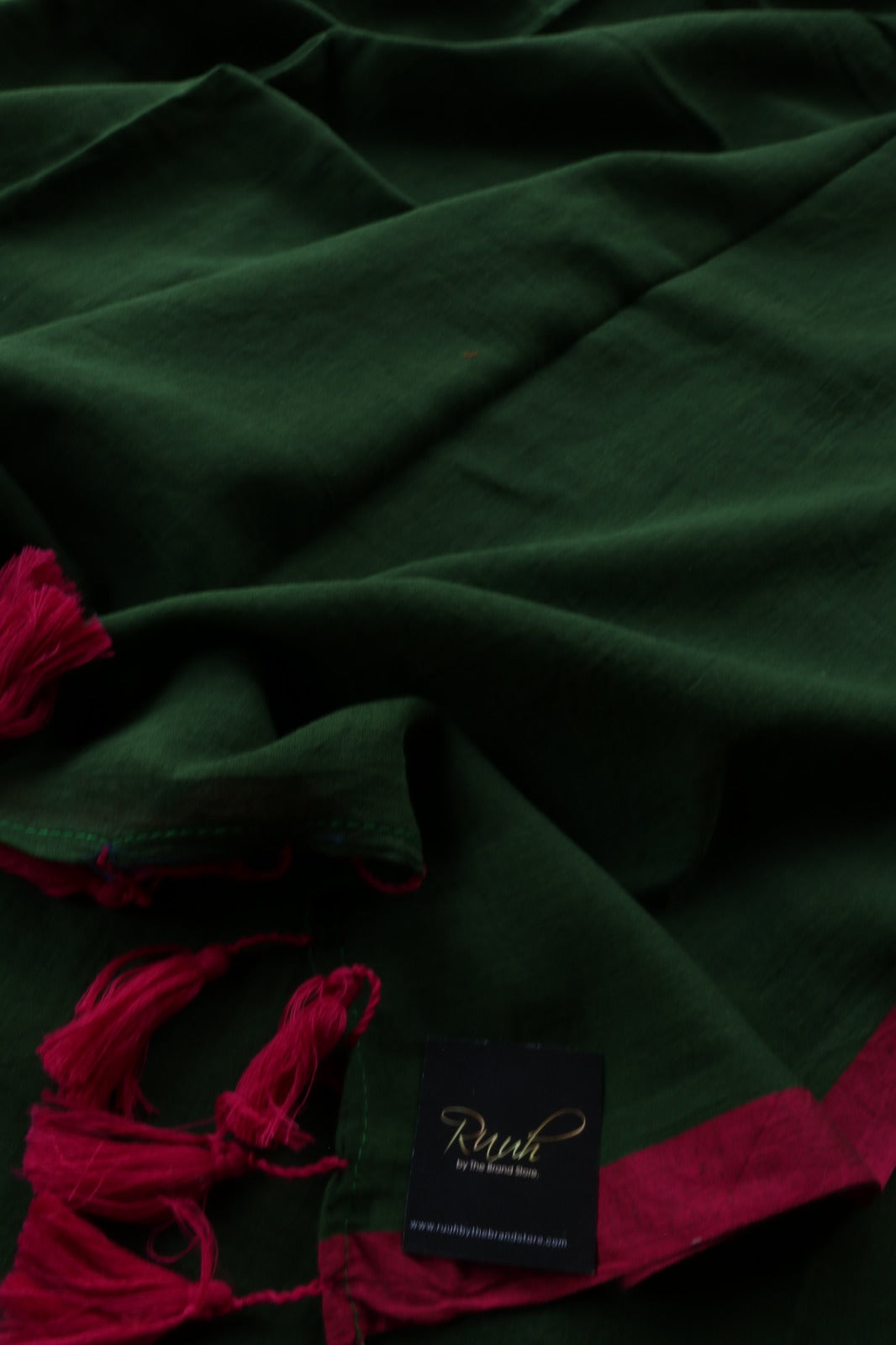 GREEN-PINK PLAIN MULMUL SAREE-TBS26MP