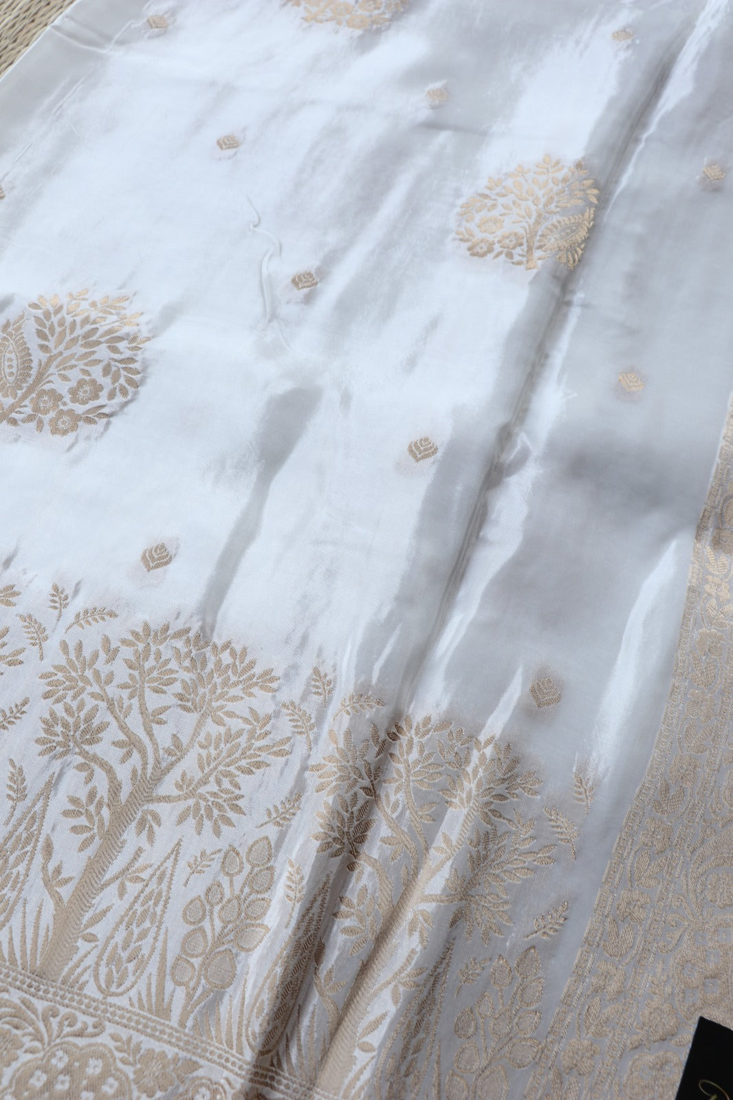 VISCOSE BANARASI SAREE ( DYEABLE)