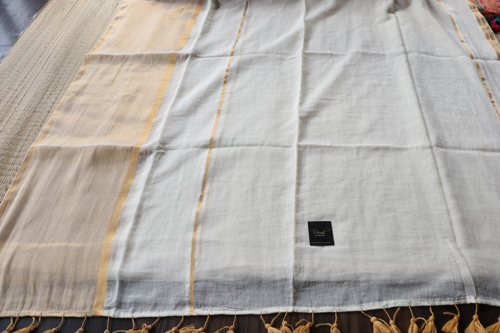 MULMUL SAREE WITH SIMPLE GOLD BORDER