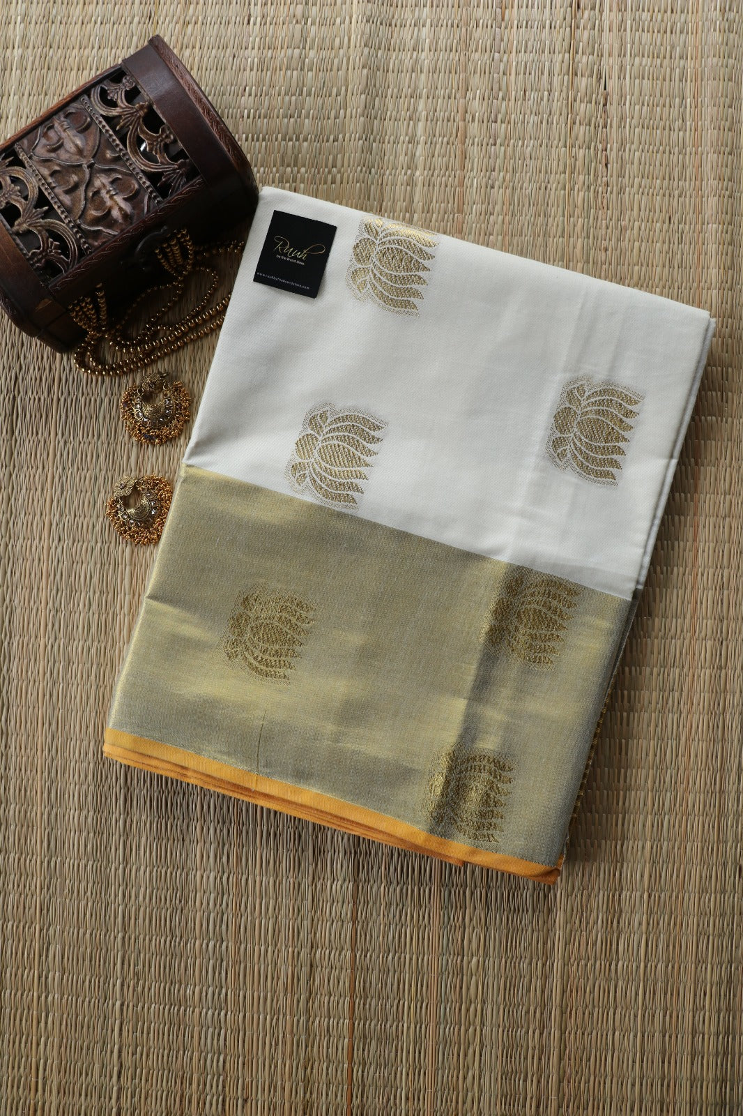 LOTUS WOVEN COTTON SAREE