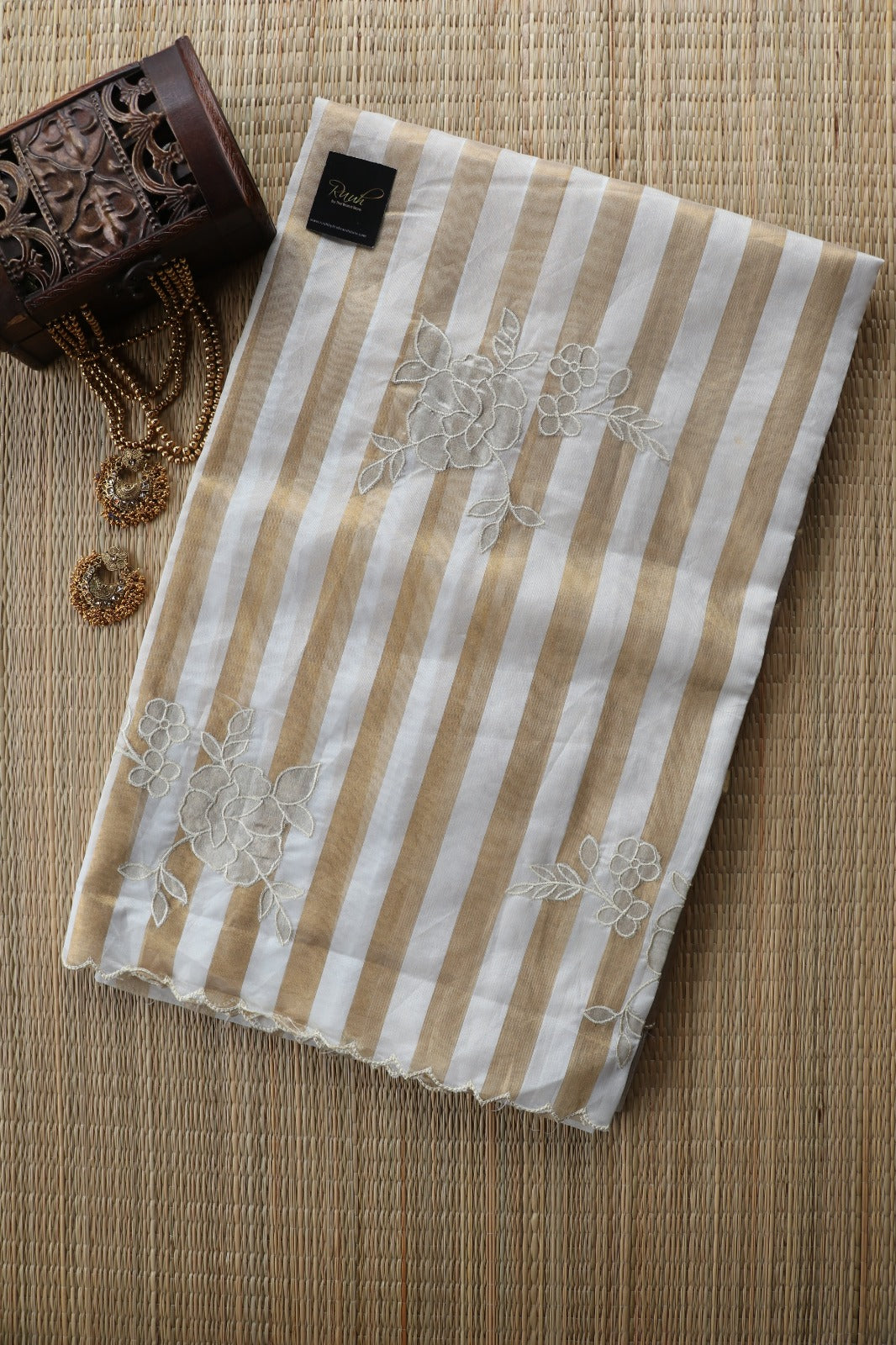 PREMIUM TISSUE ORGANZA SCALLOPPED SAREE