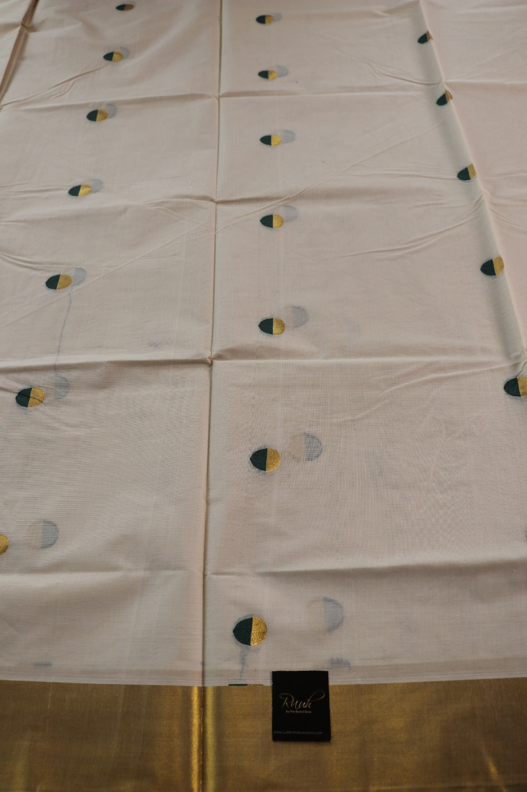 PREMIUM KERALA COTTON WITH GREEN POLKA WEAVING