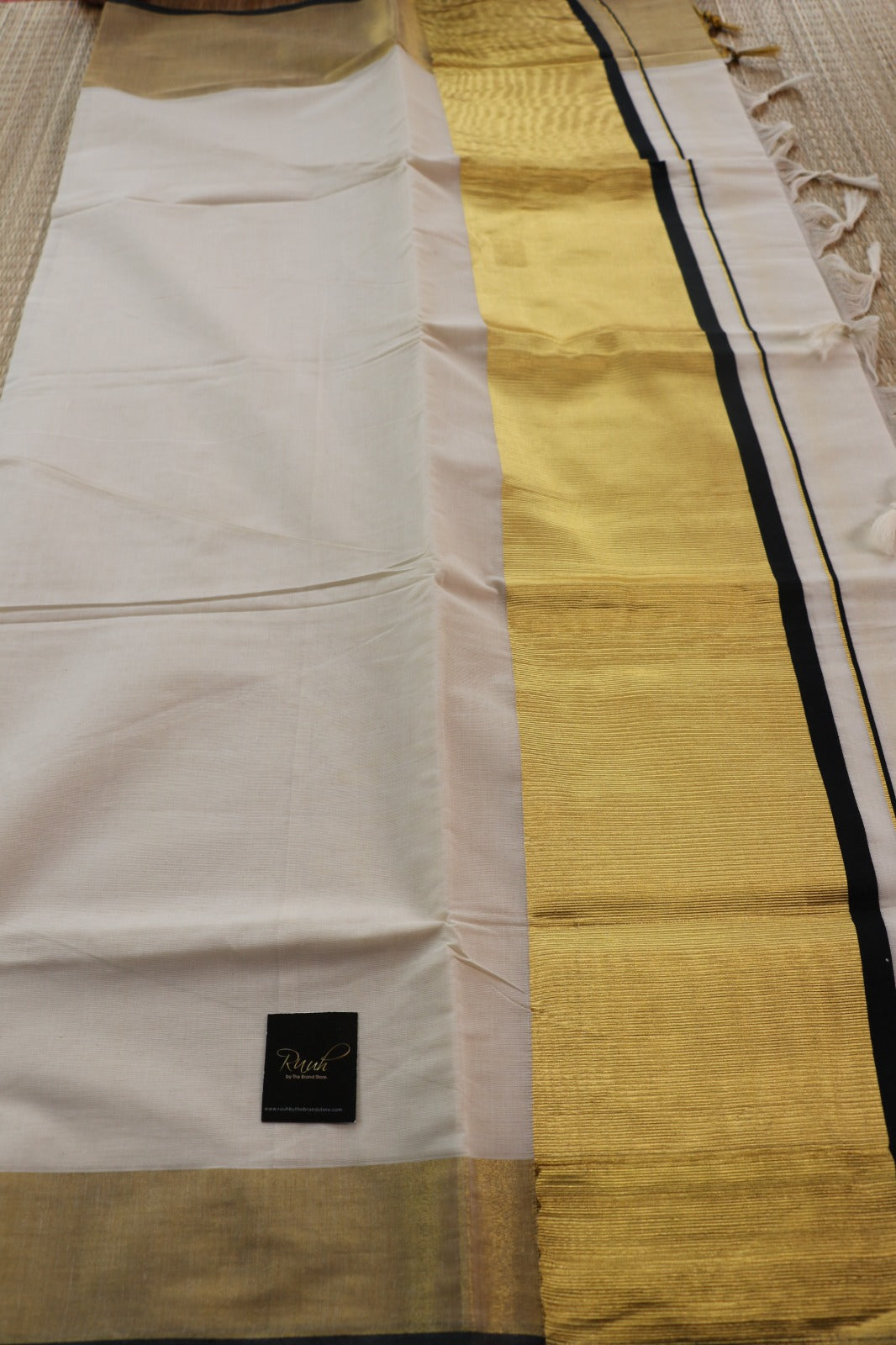KERALA COTTON SAREE WITH BLACK EDGE