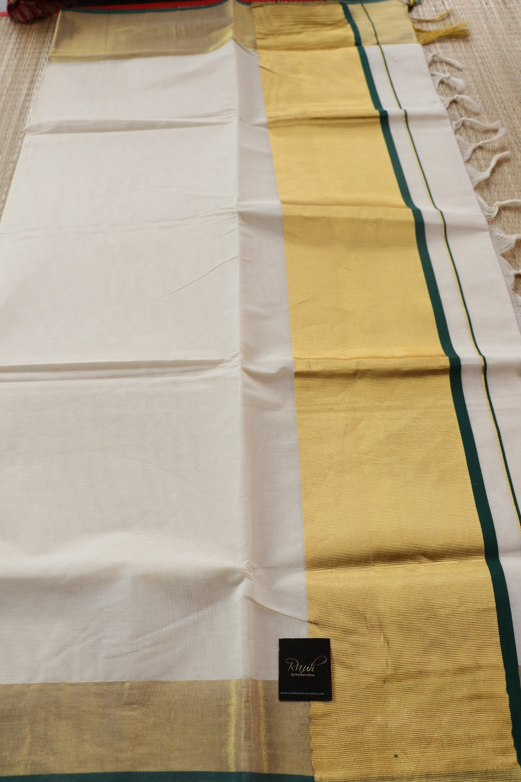 KERALA COTTON SAREE WITH GREEN EDGE