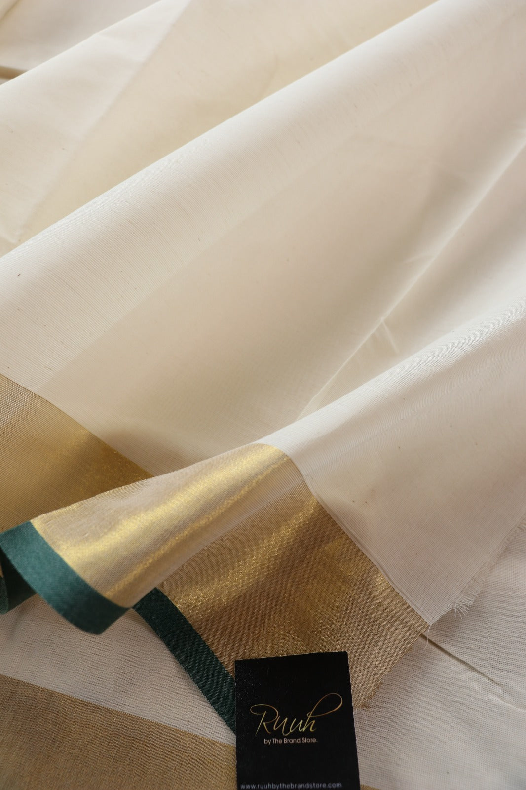 KERALA COTTON SAREE WITH GREEN EDGE
