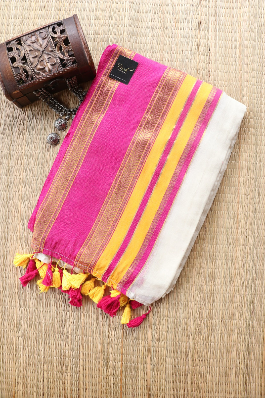 MULMUL COTTON SAREE WITH PINK & YELLOW BORDER
