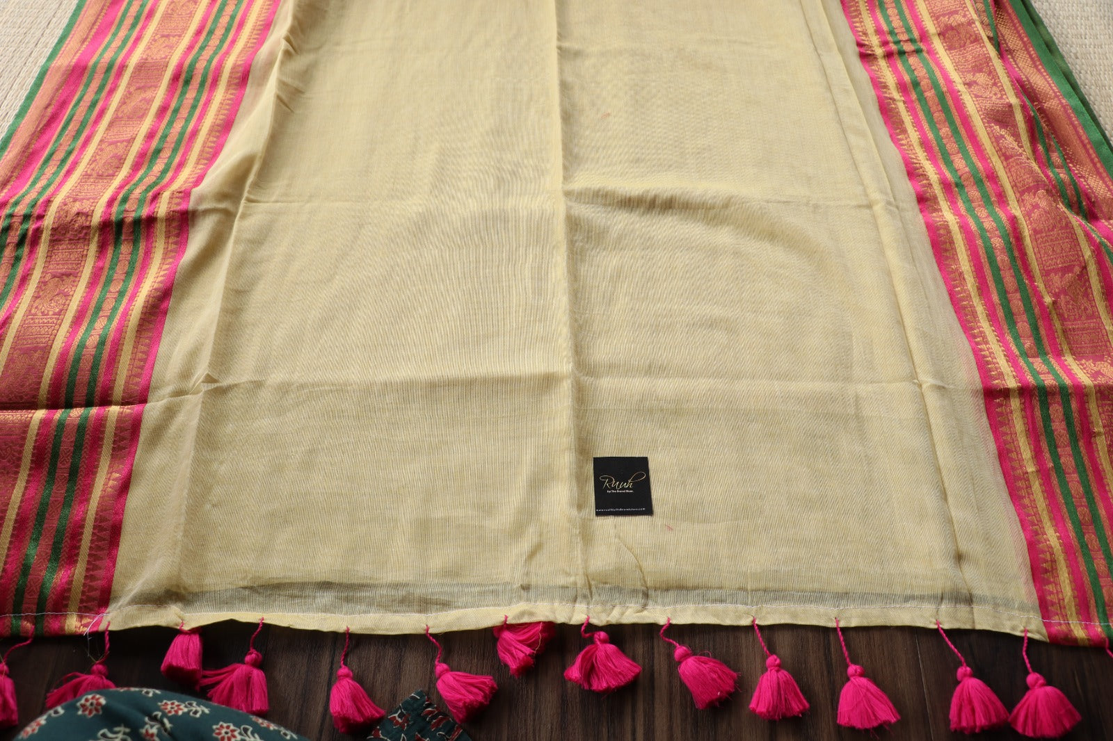 MULMUL COTTON SAREE WITH KANCHI BORDER