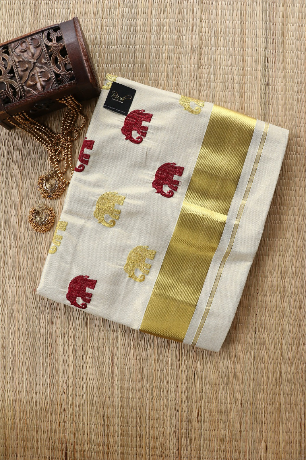 ELEPHANT EMBROIDERY- MAROON