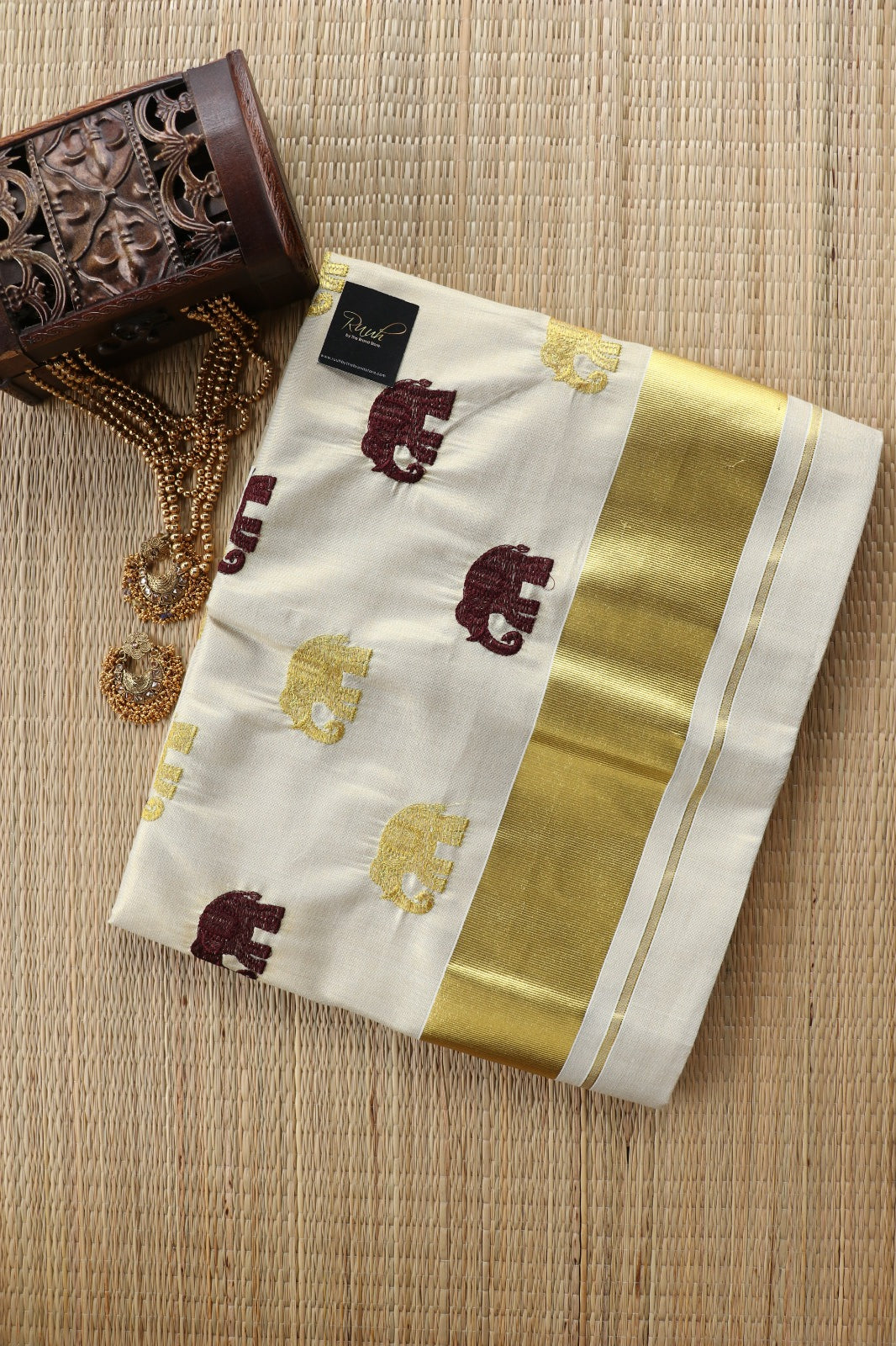 ELEPHANT EMBROIDERY- DARK GREEN