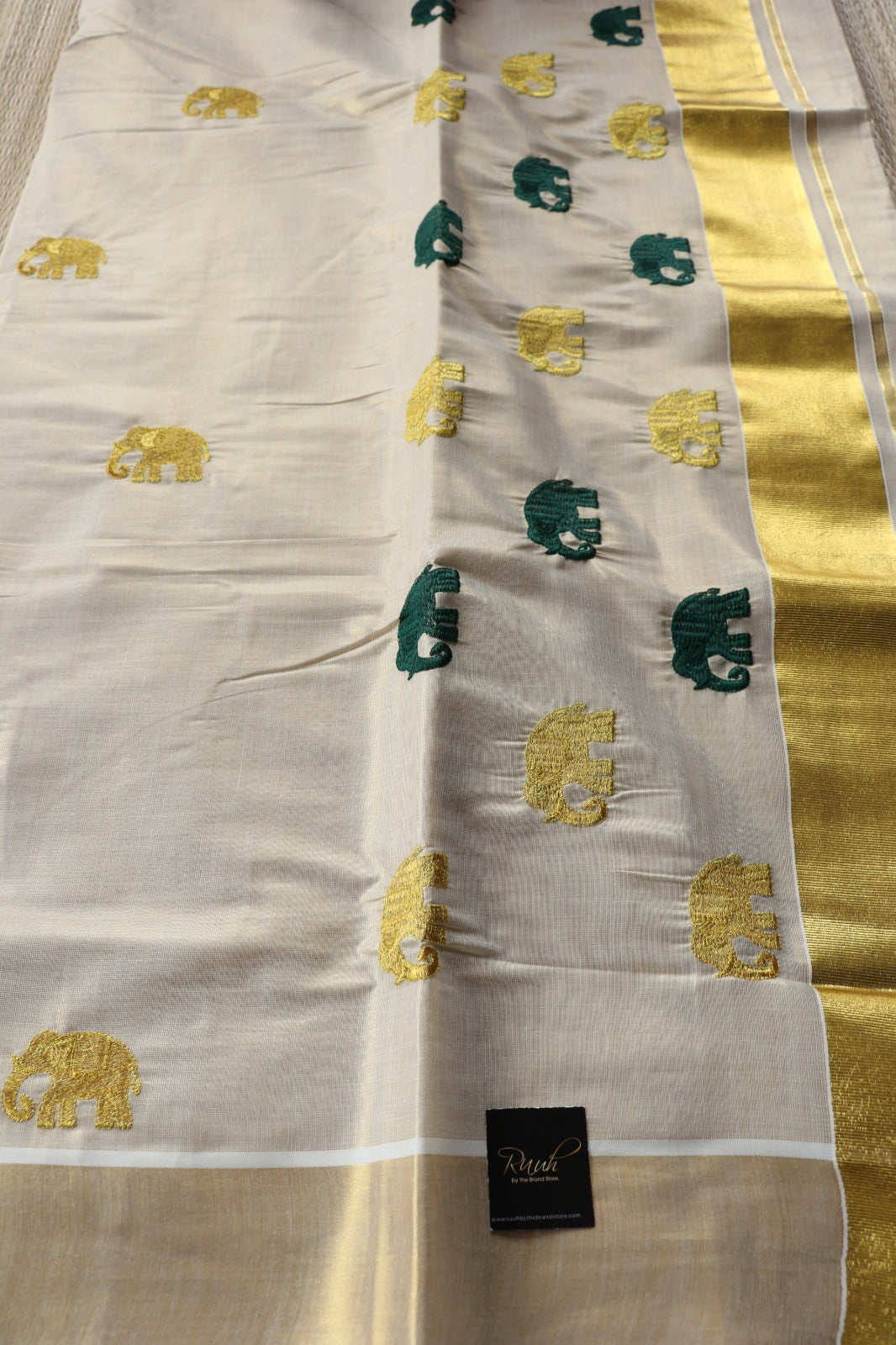 ELEPHANT EMBROIDERY- DARK GREEN